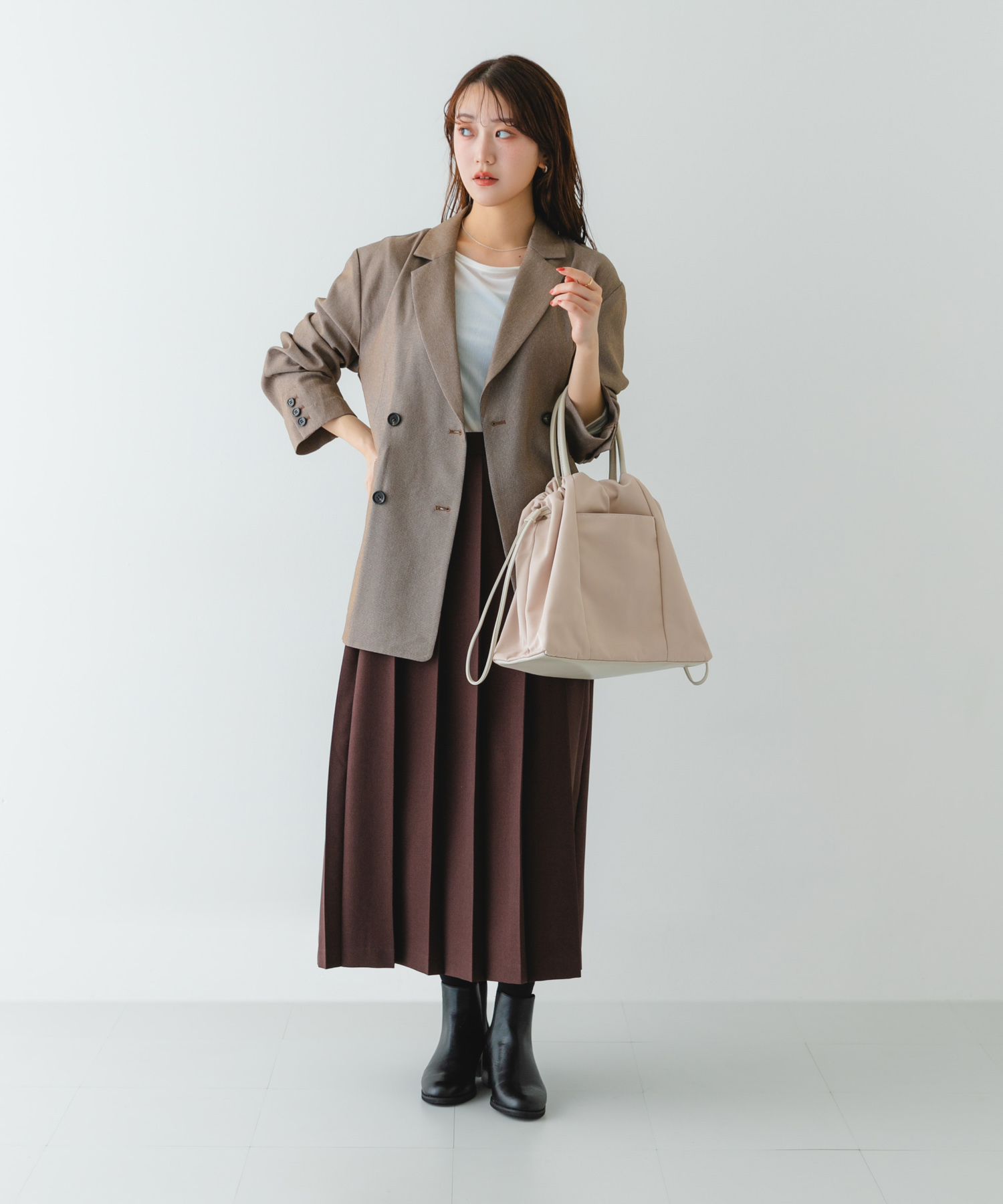 ショルダー付撥水キンチャクバッグ IVORY one