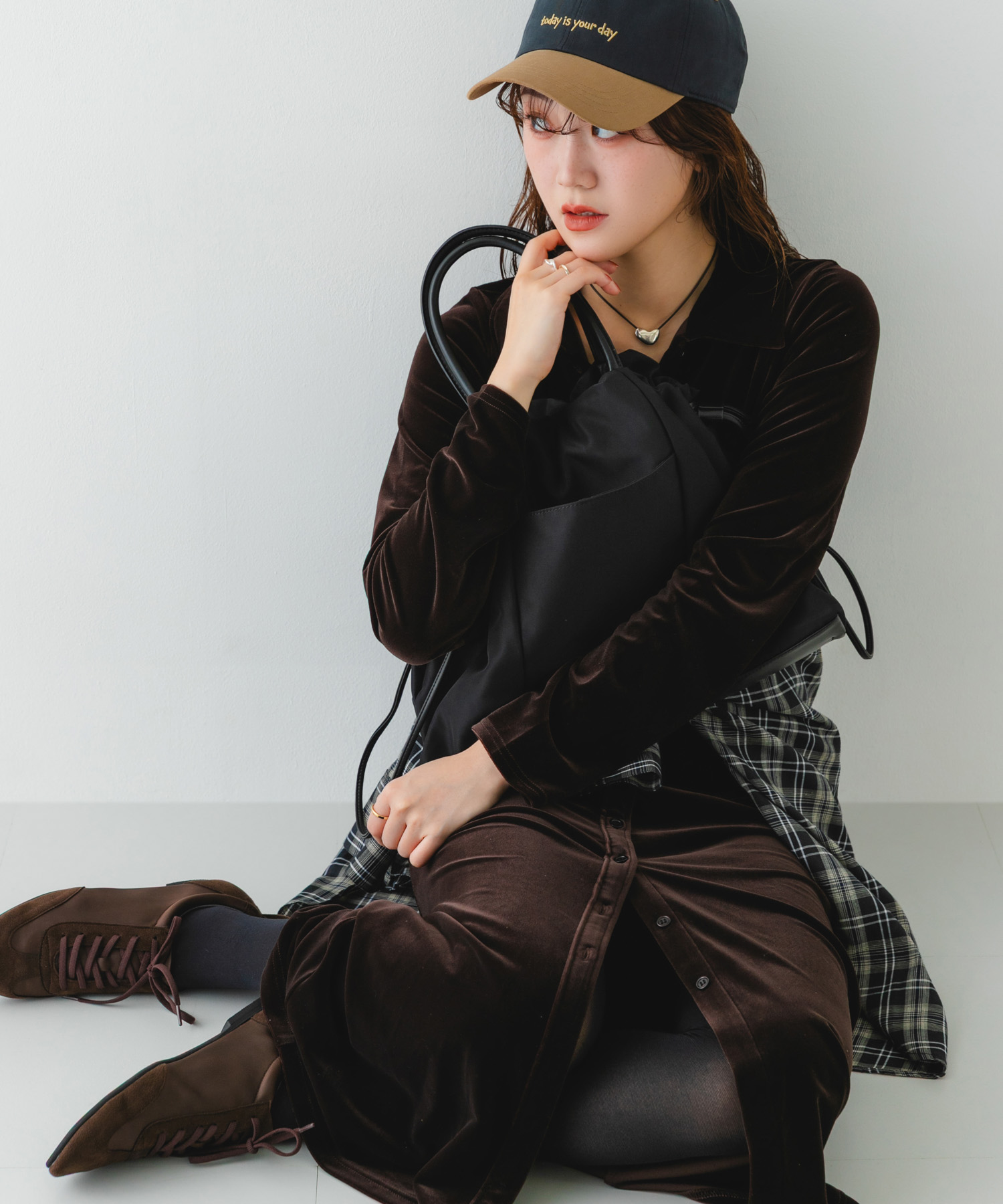 ショルダー付撥水キンチャクバッグ BLACK one