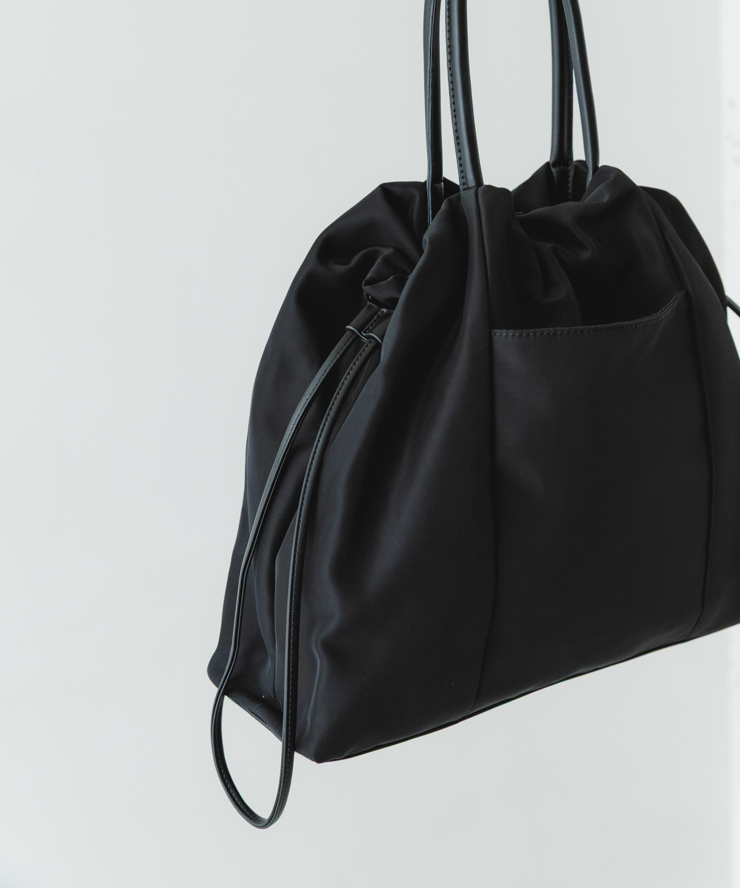 ショルダー付撥水キンチャクバッグ BLACK one