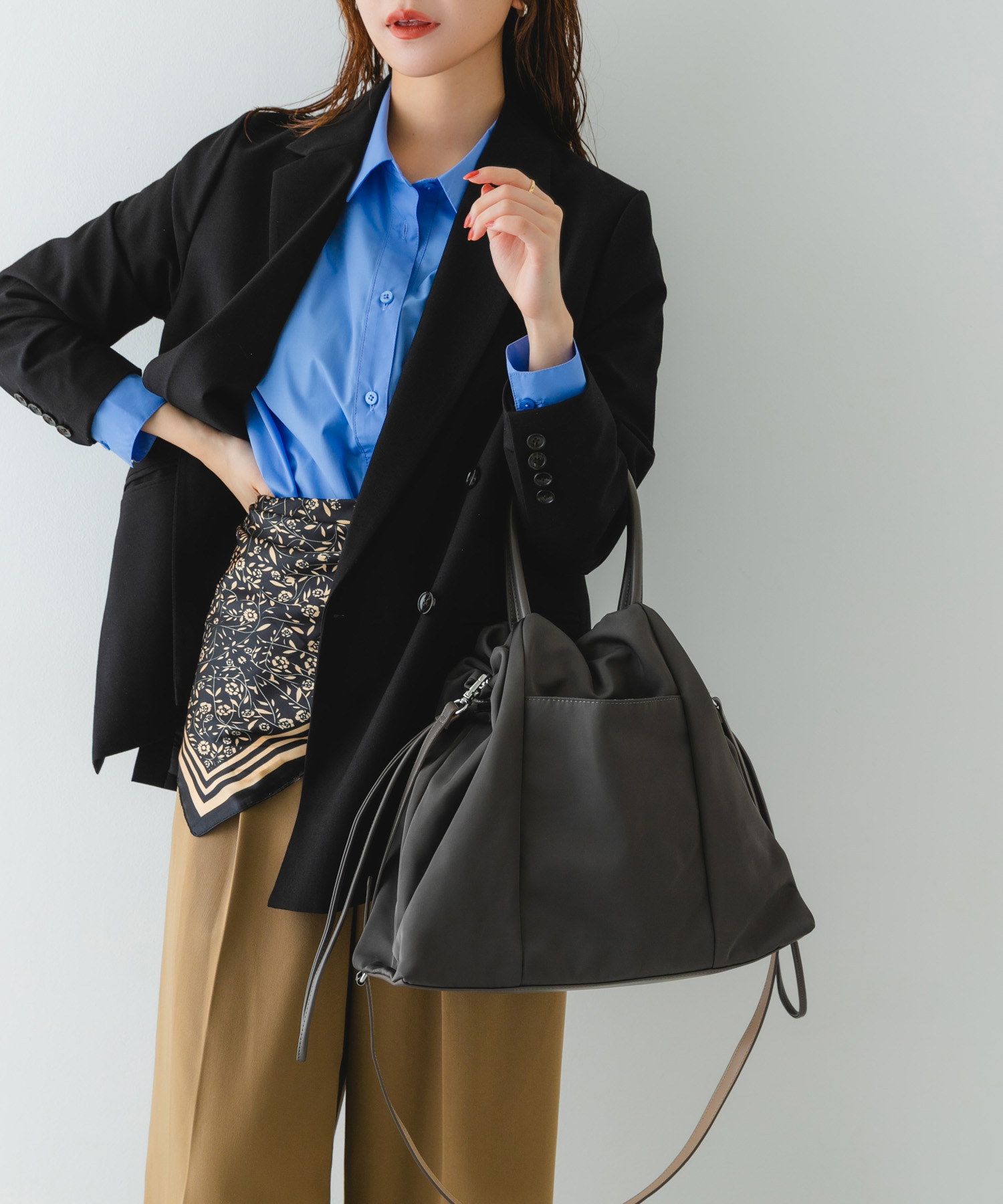ショルダー付撥水キンチャクバッグ GRAY one