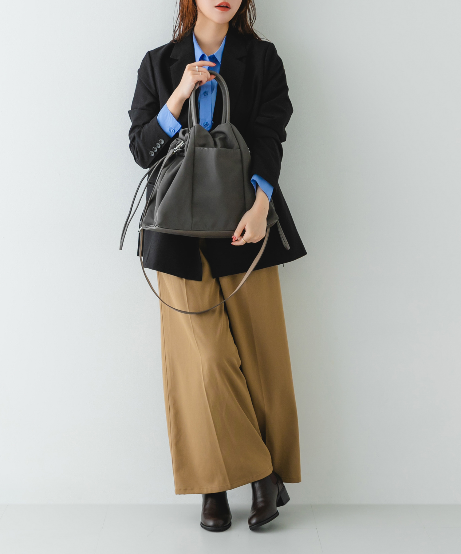 ショルダー付撥水キンチャクバッグ GRAY one