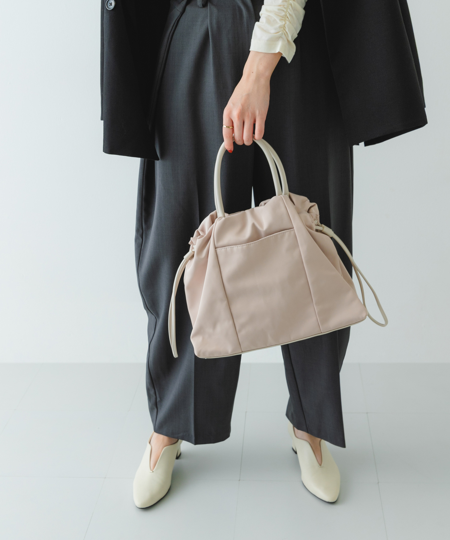 ショルダー付撥水ミニキンチャクバッグ IVORY one