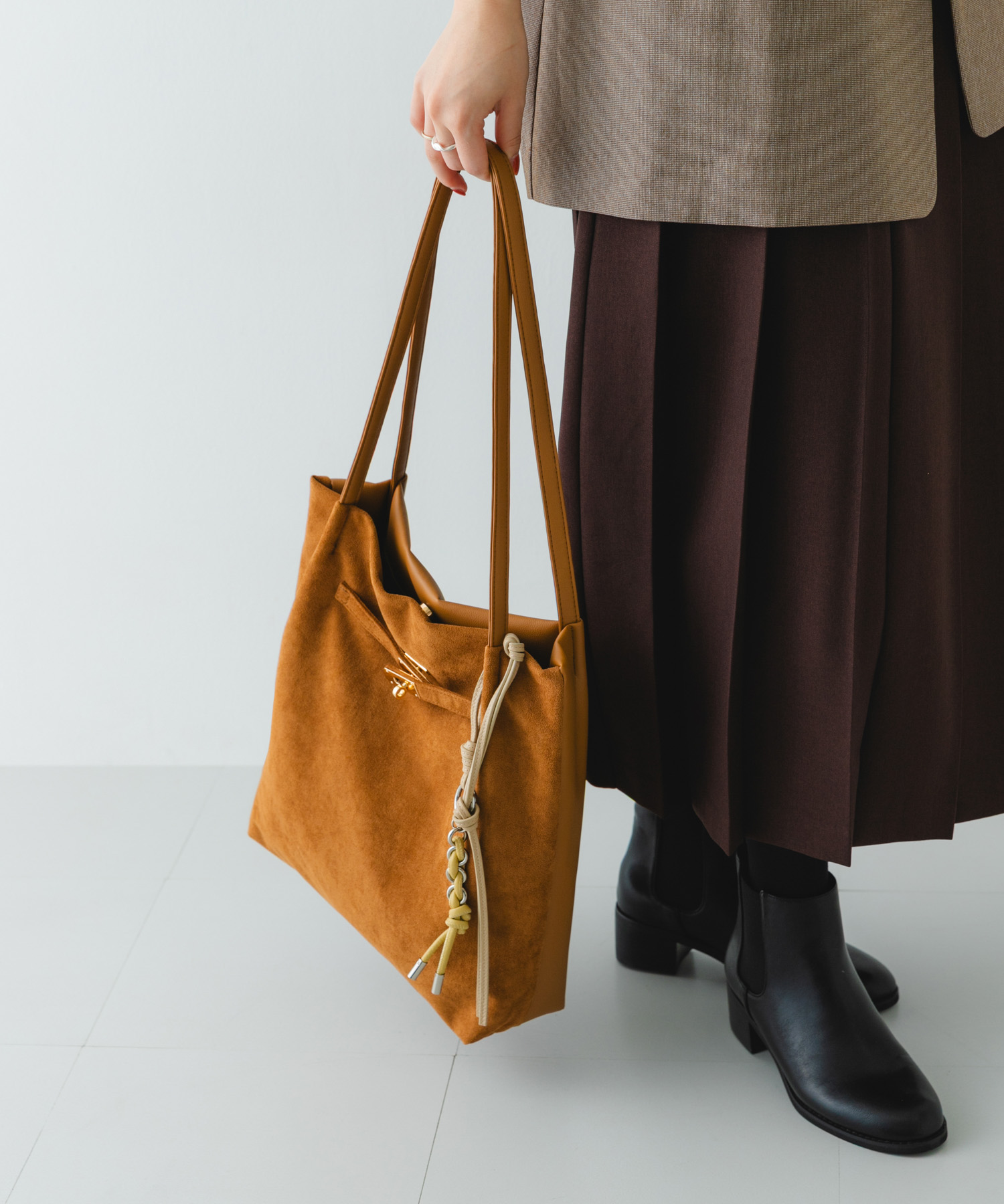 スエードライクトートバッグ CAMEL one