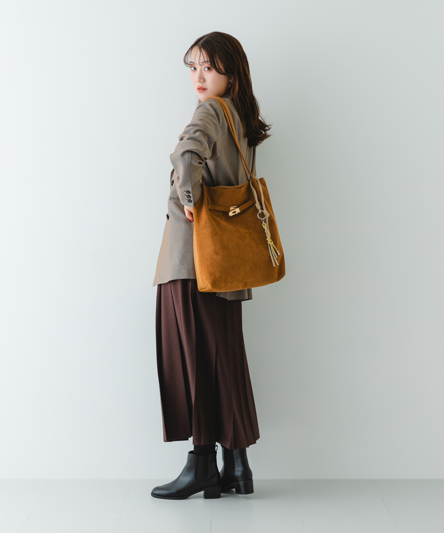 スエードライクトートバッグ CAMEL one