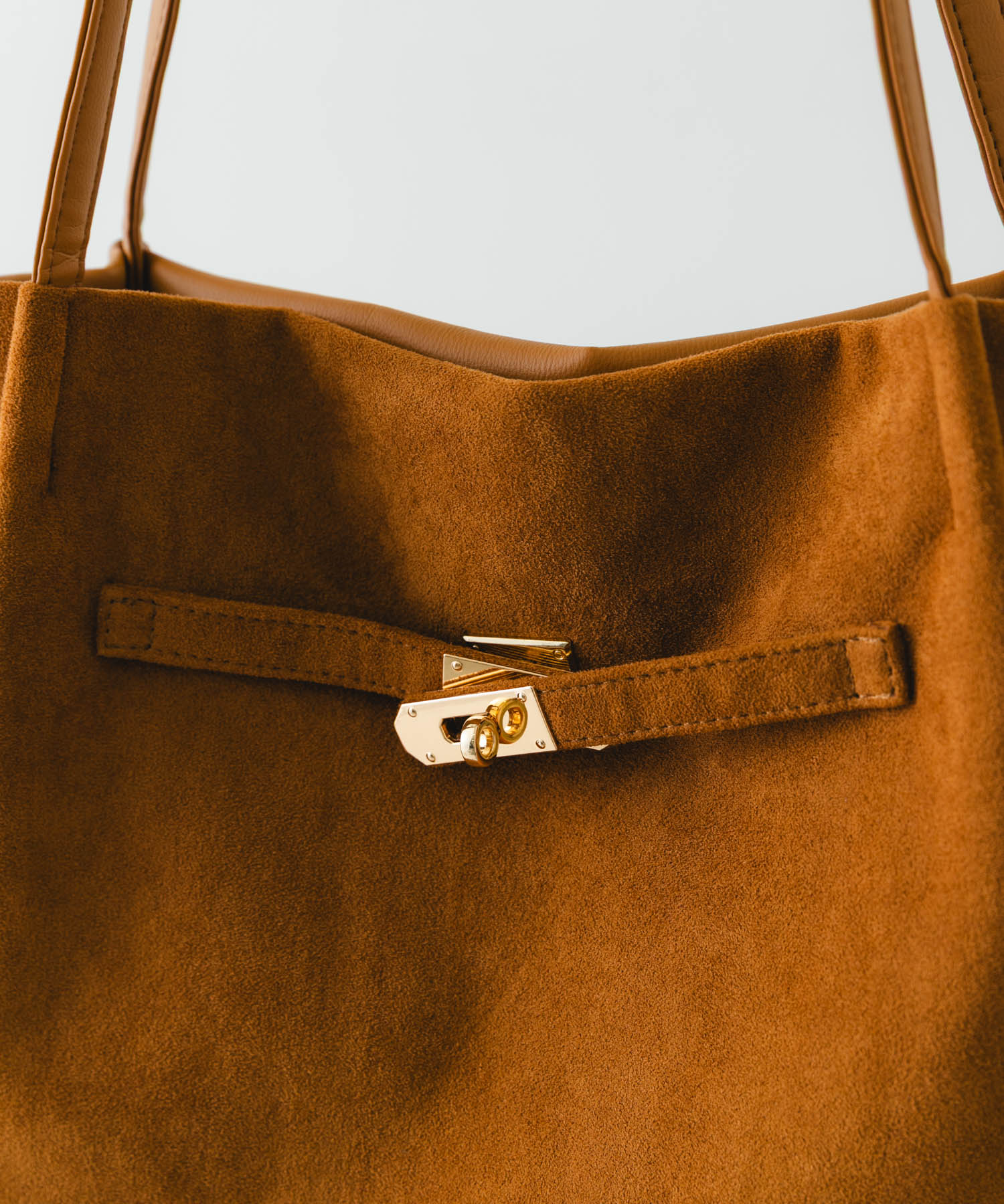 スエードライクトートバッグ CAMEL one