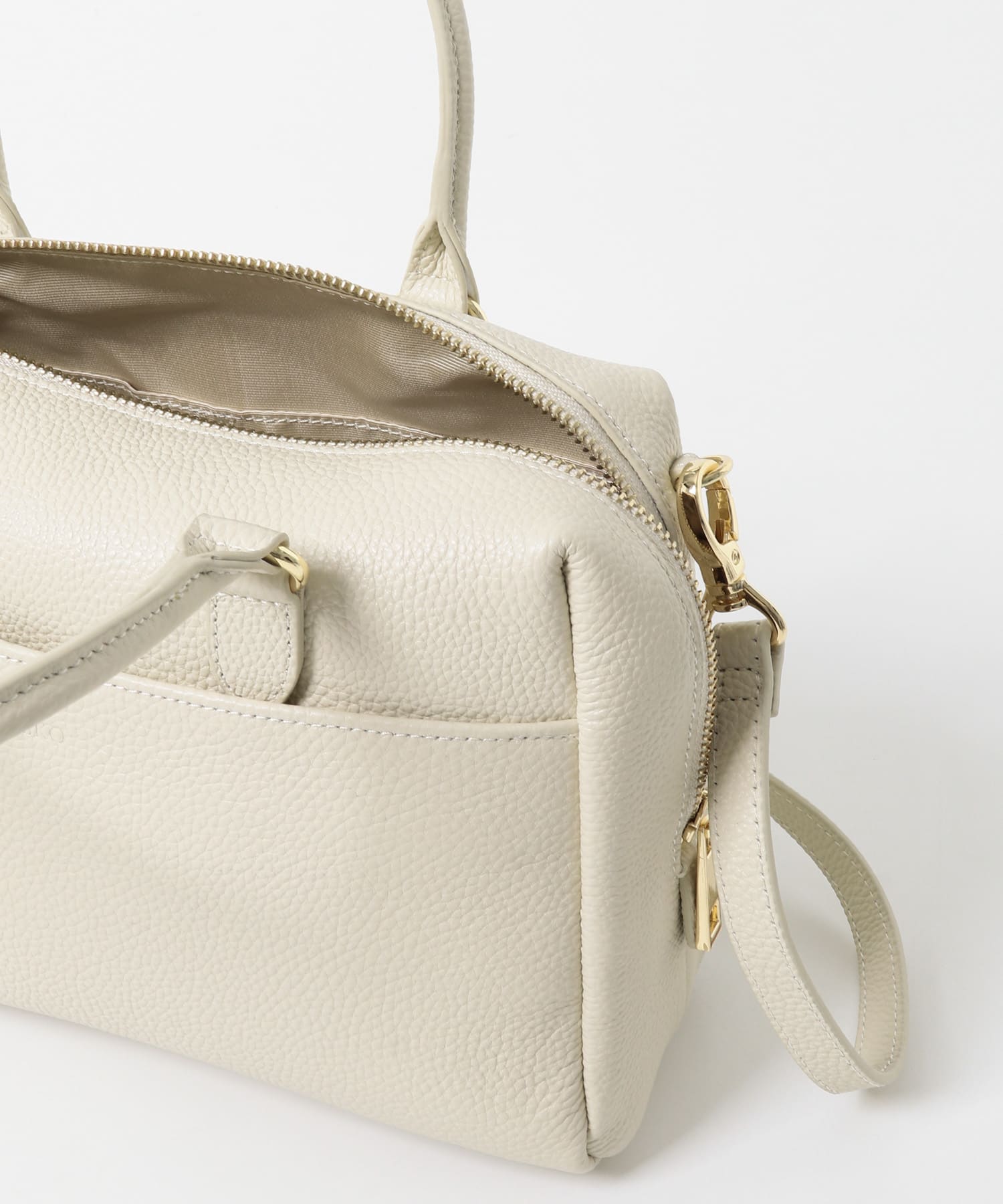 『Mサイズ』レザーボストンバッグ OFF one