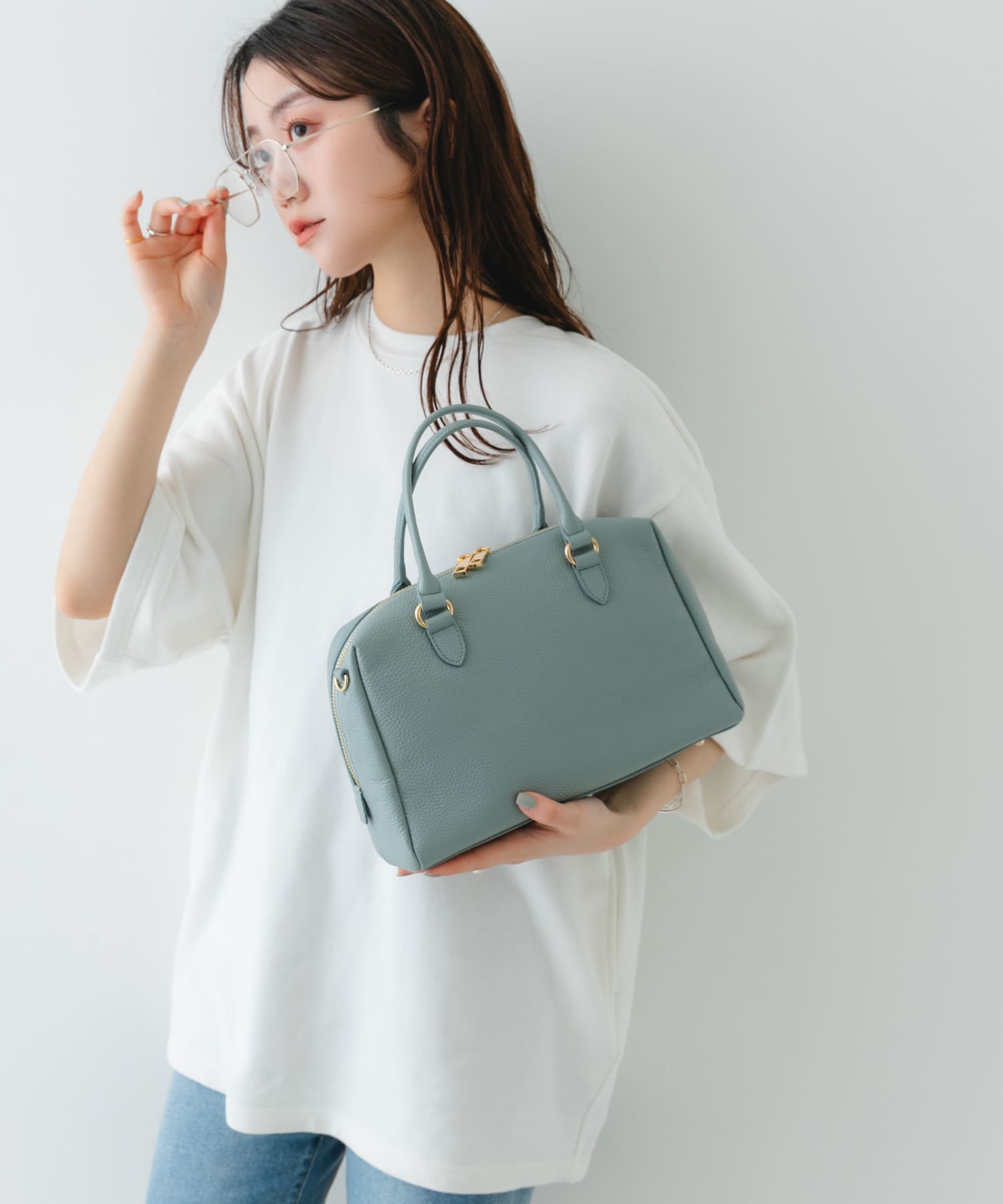 『Mサイズ』レザーボストンバッグ P.BLUE one