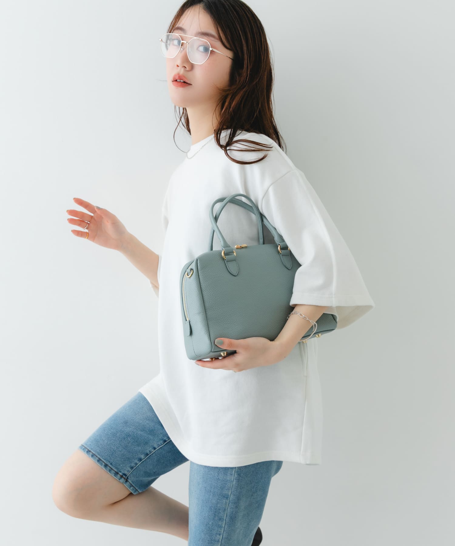 『Mサイズ』レザーボストンバッグ P.BLUE one