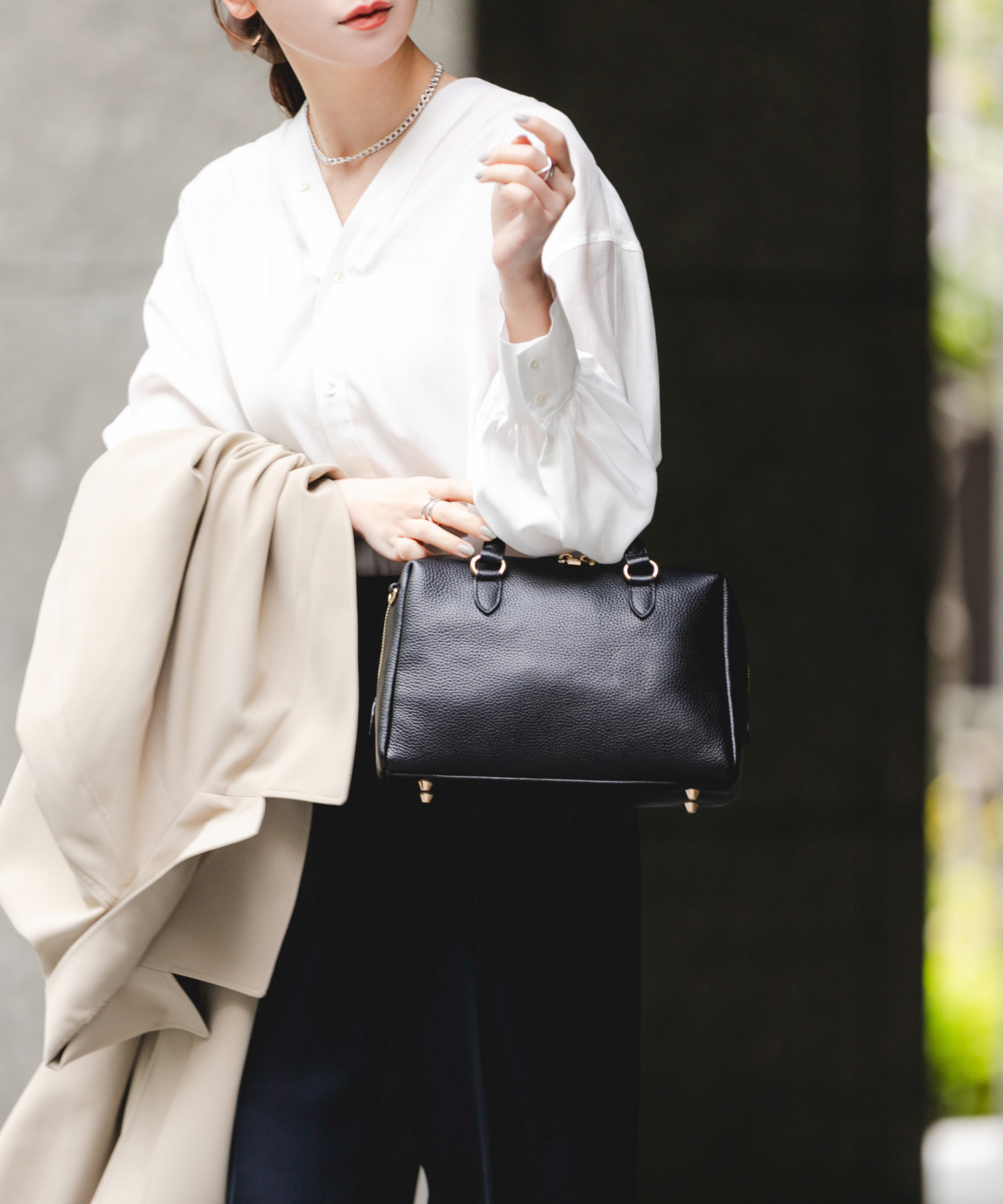 『Mサイズ』レザーボストンバッグ BLACK one