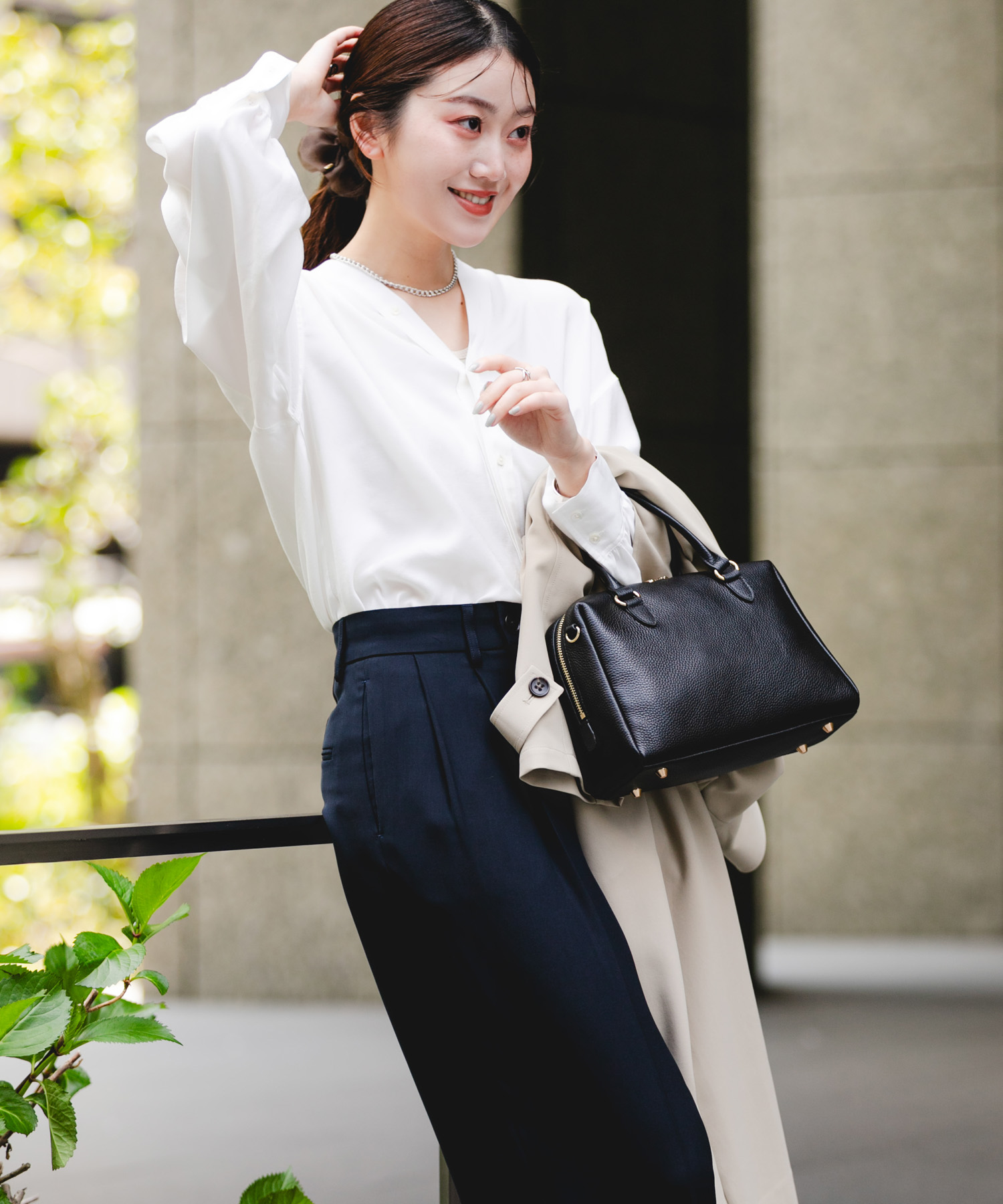 『Mサイズ』レザーボストンバッグ BLACK one