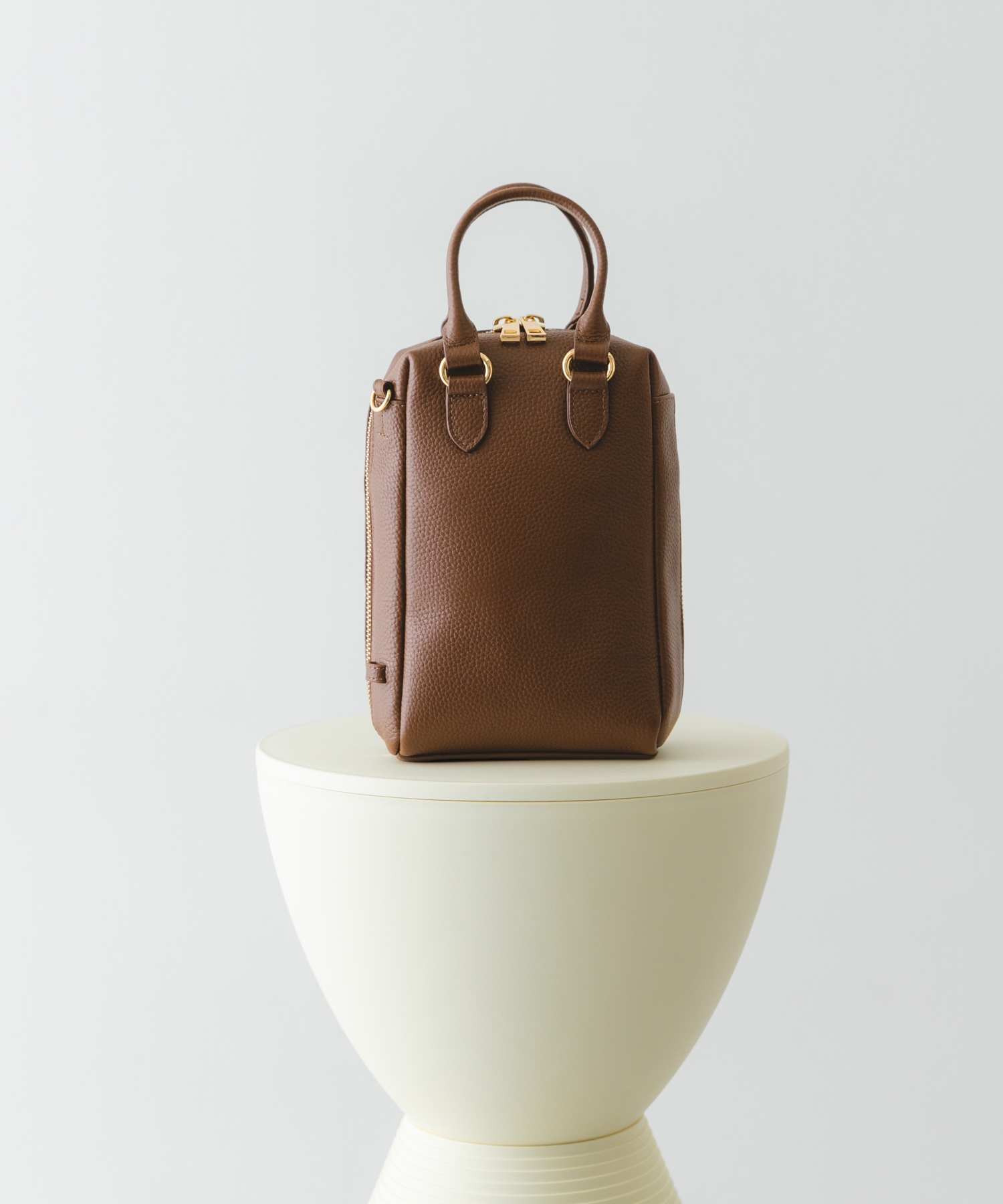 『縦型』レザーミニボストンバッグ BROWN one
