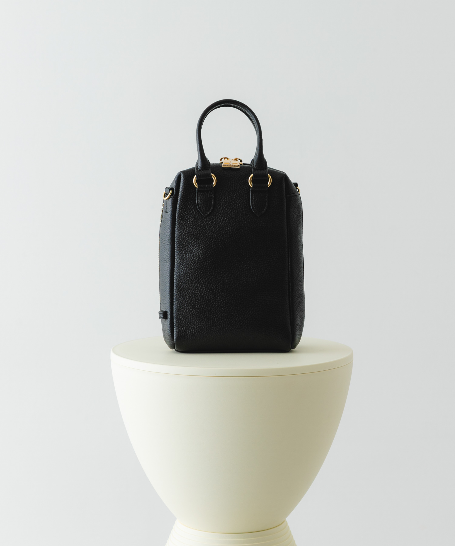 レザーミニボストンバッグ BLACK one