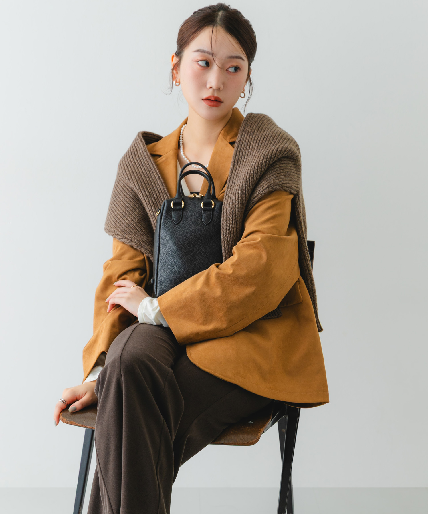 『縦型』レザーミニボストンバッグ BLACK one