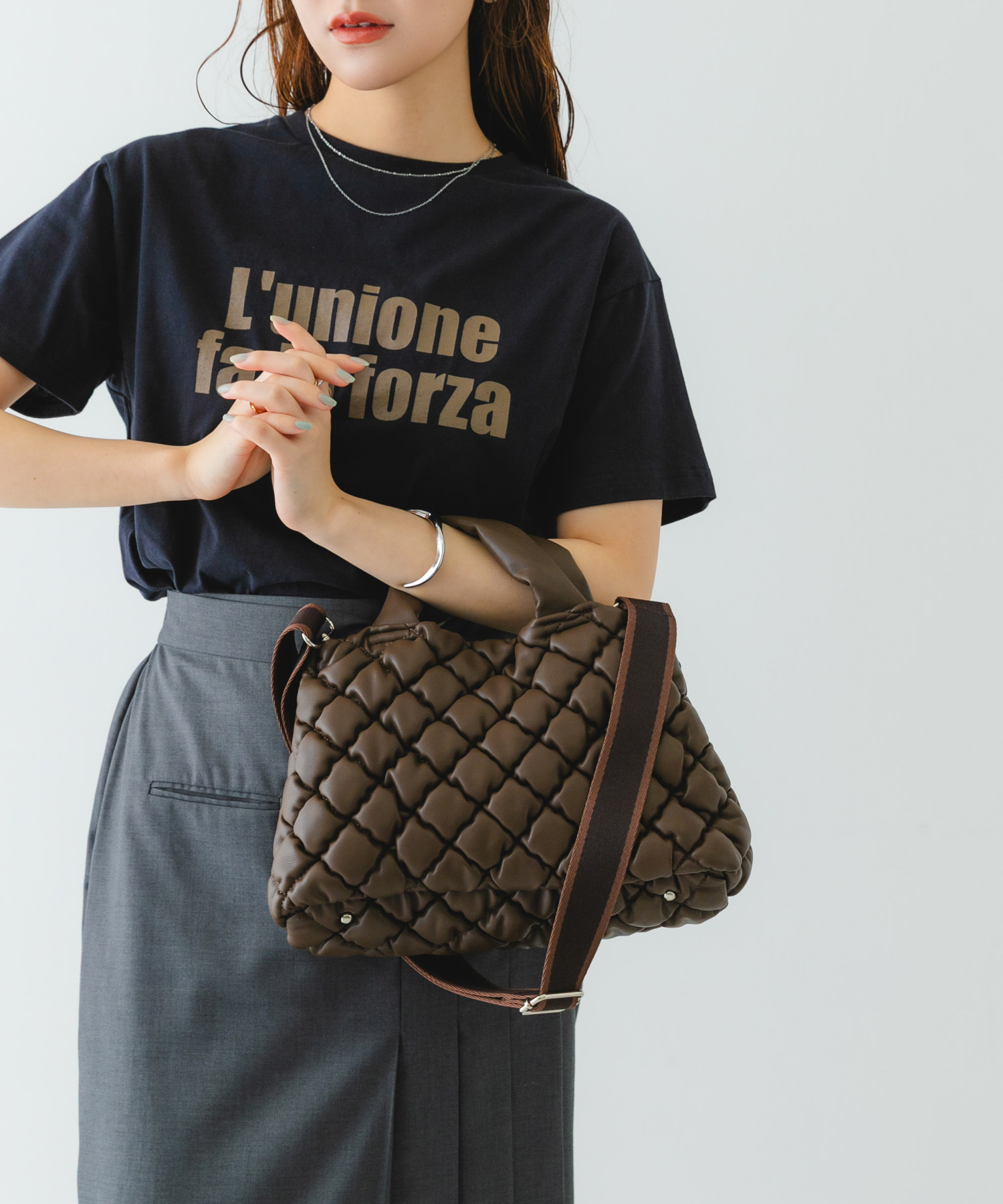 テープショルダーキルティングミニバッグ DARK BROWN one