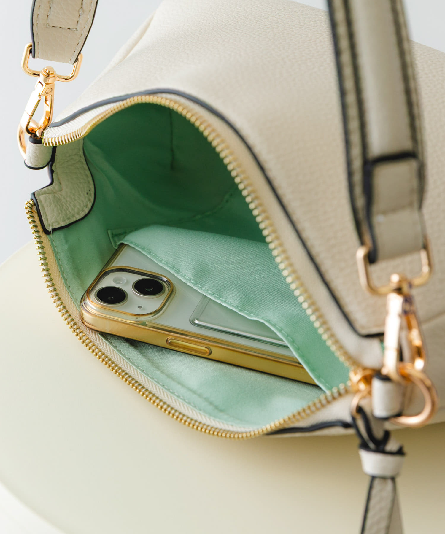 ななめ2WAYショルダーバッグ WHITE One
