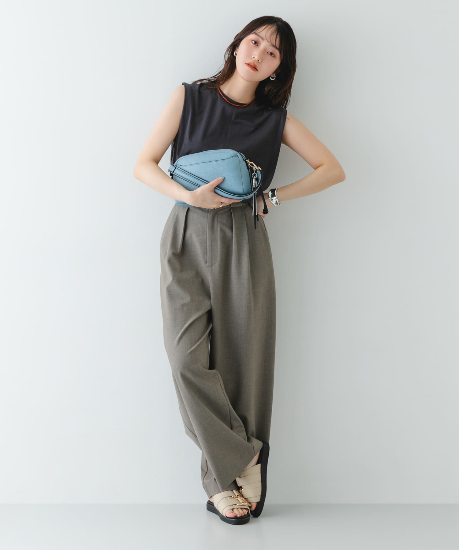 フロントポケットショルダーバッグ BLUE One