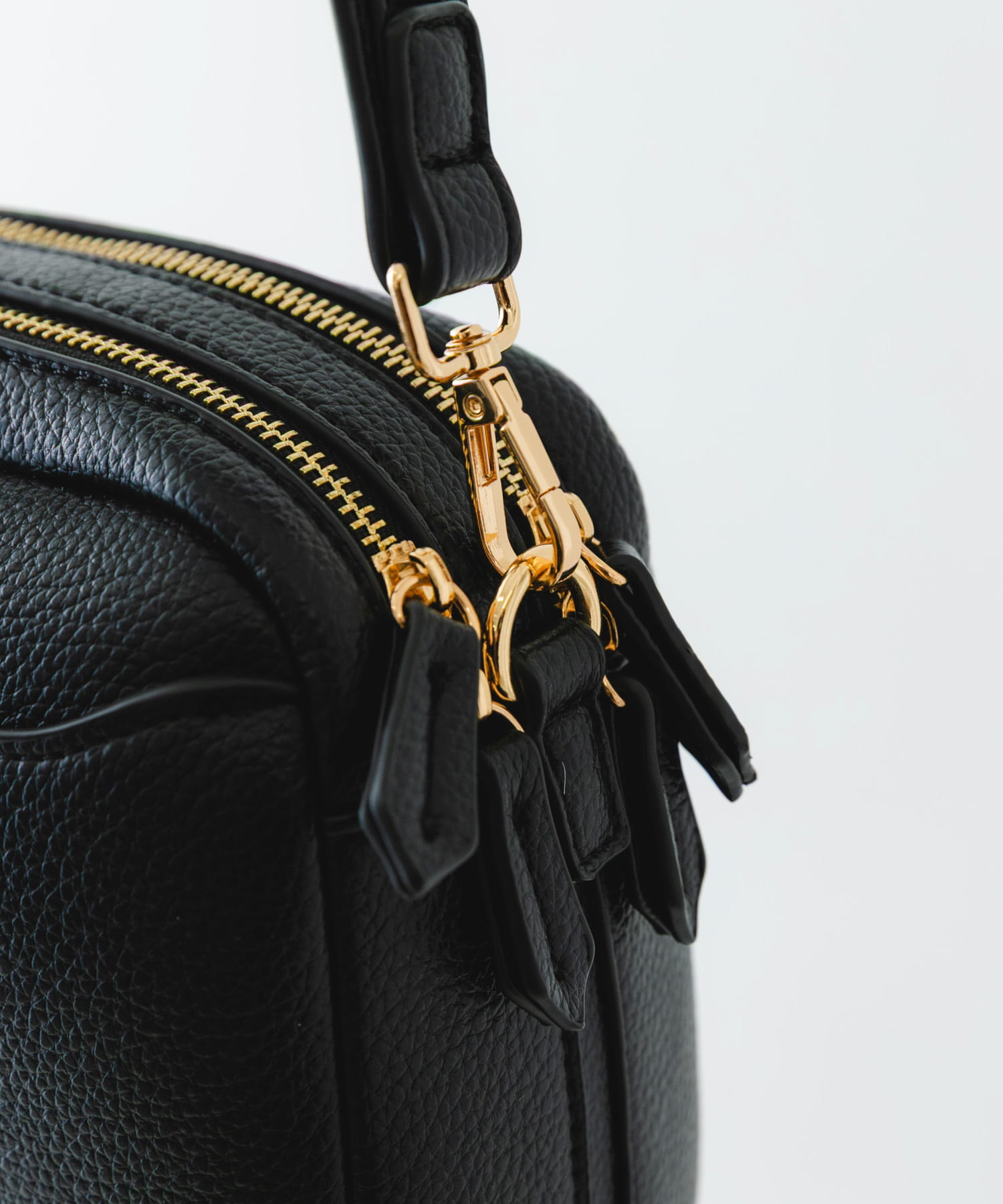 フロントポケットショルダーバッグ BLACK One