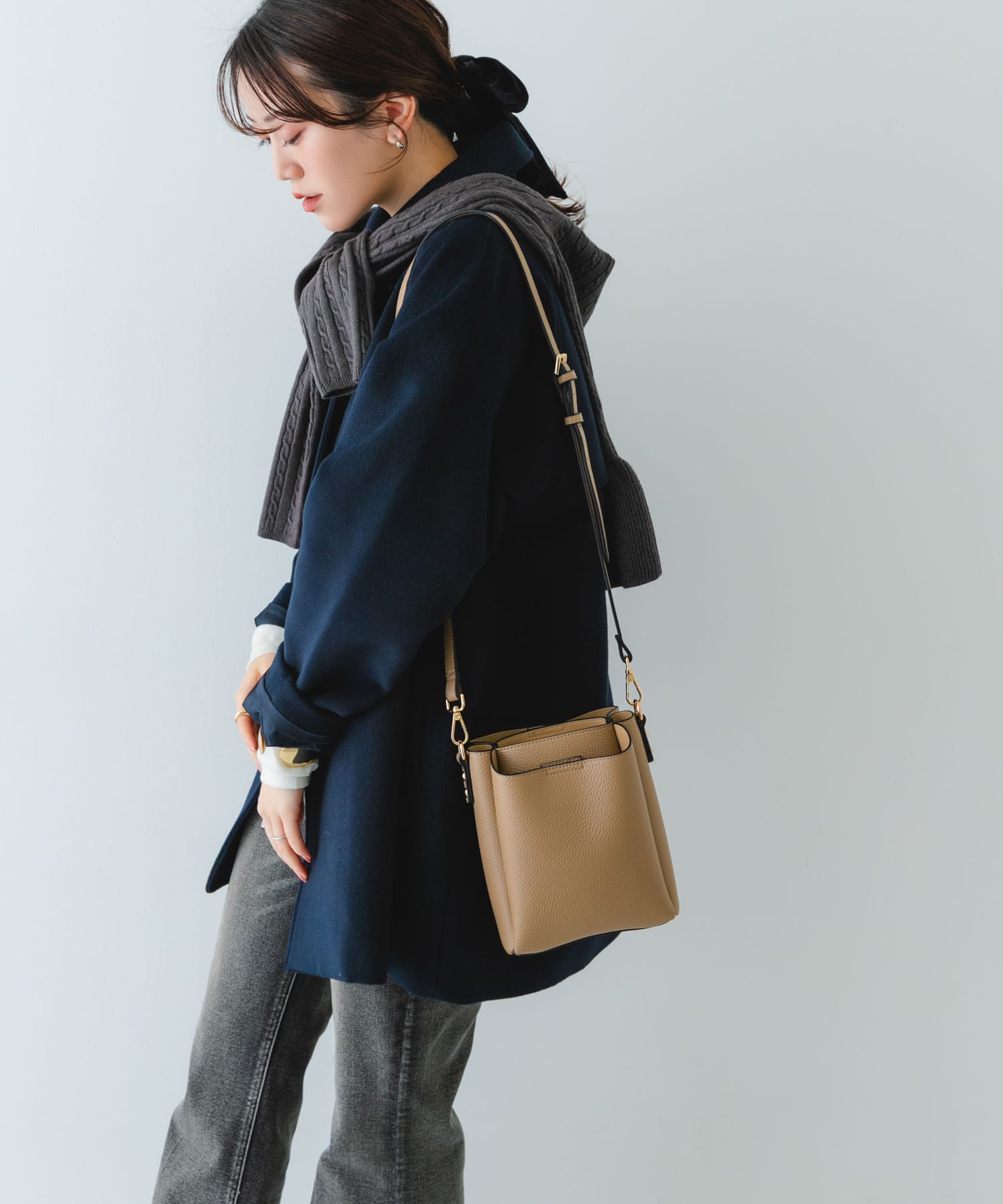 フロントポケットタテナガショルダーバッグ BEIGE One