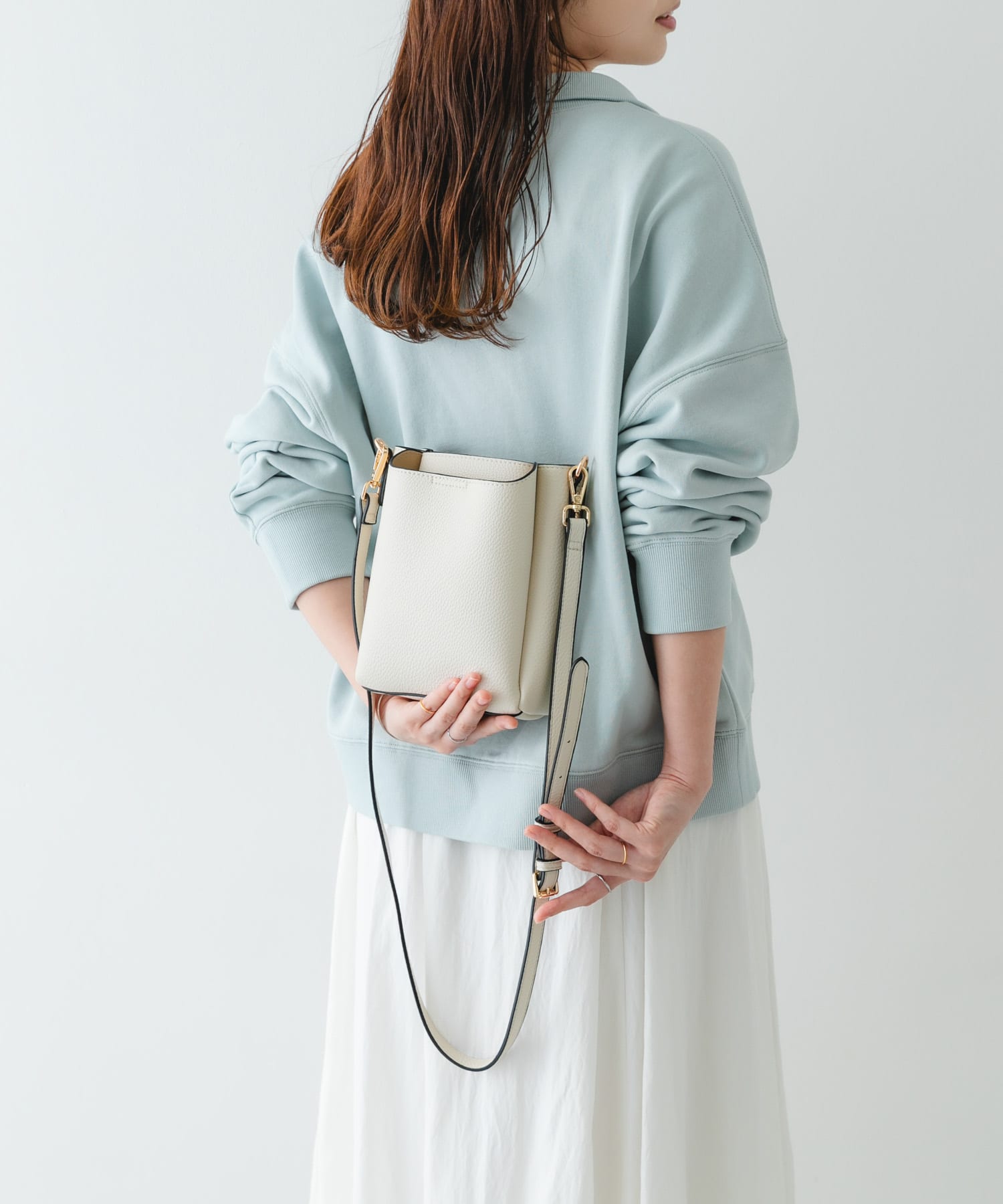 フロントポケットタテナガショルダーバッグ WHITE One