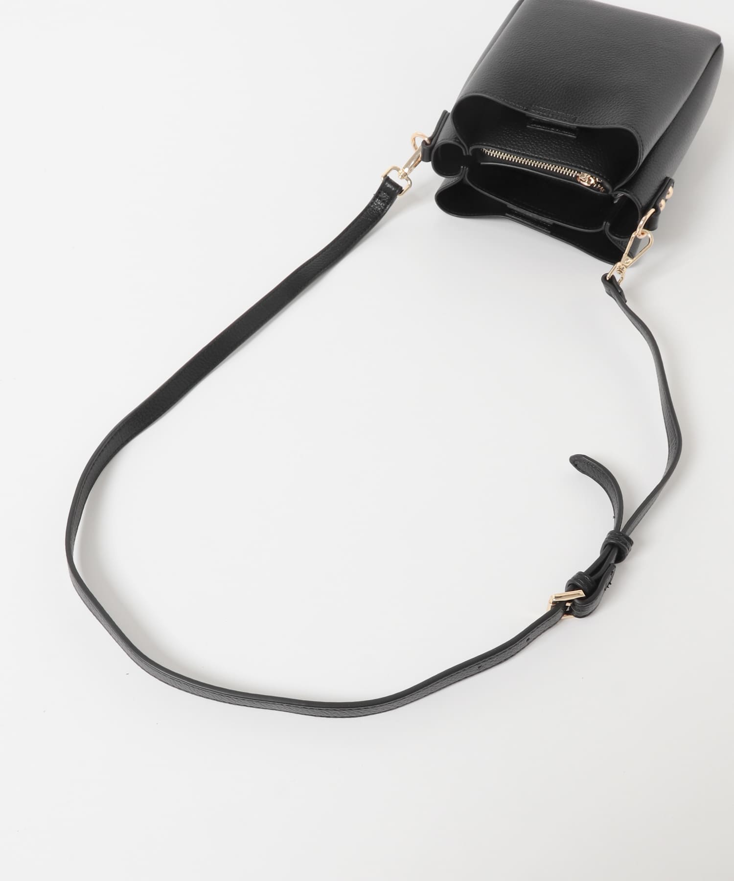 フロントポケットタテナガショルダーバッグ BLACK One