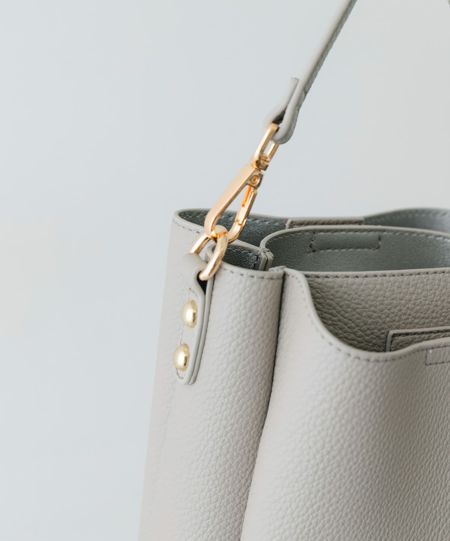 フロントポケットタテナガショルダーバッグ GRAY One