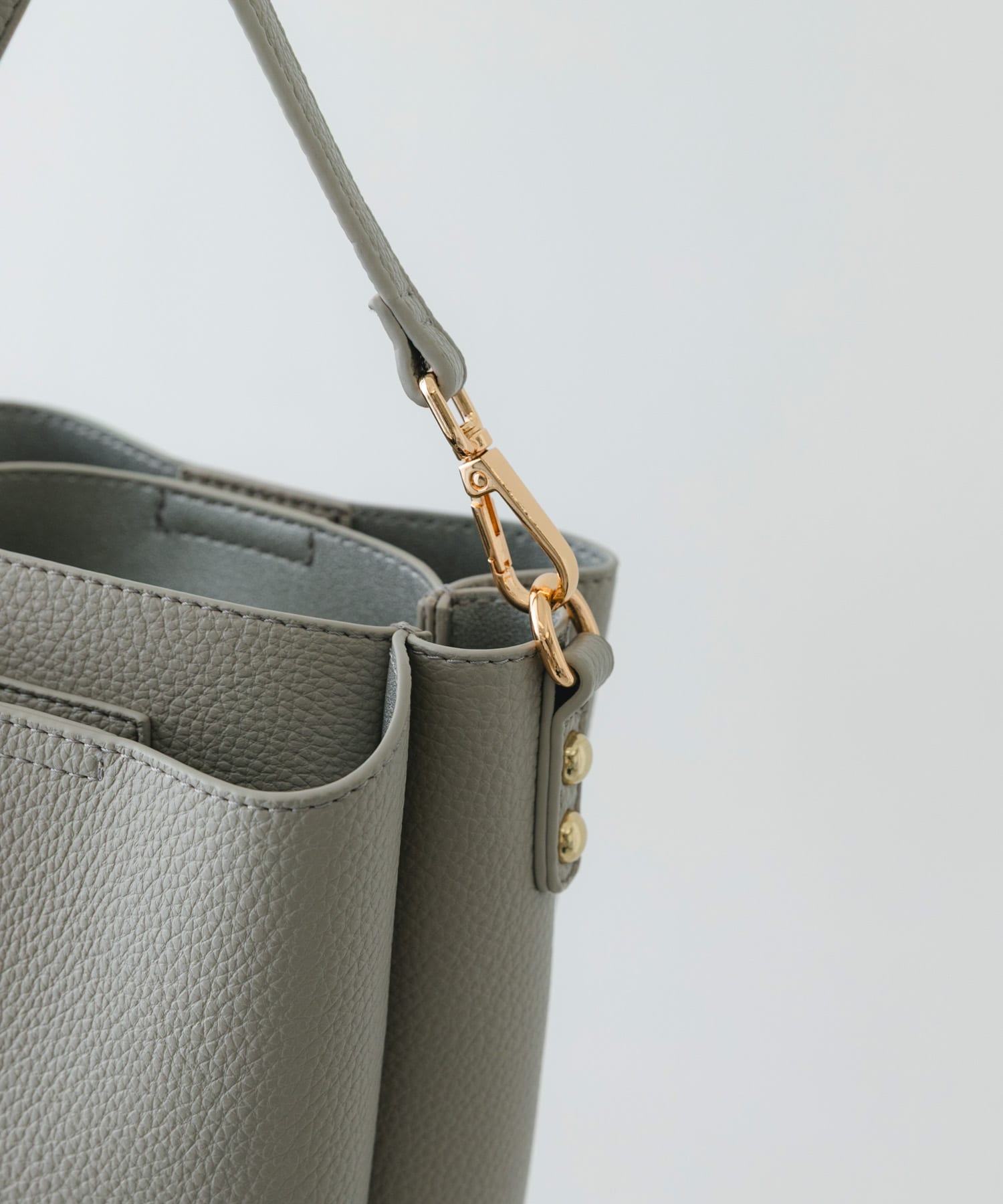 フロントポケットタテナガショルダーバッグ GRAY One