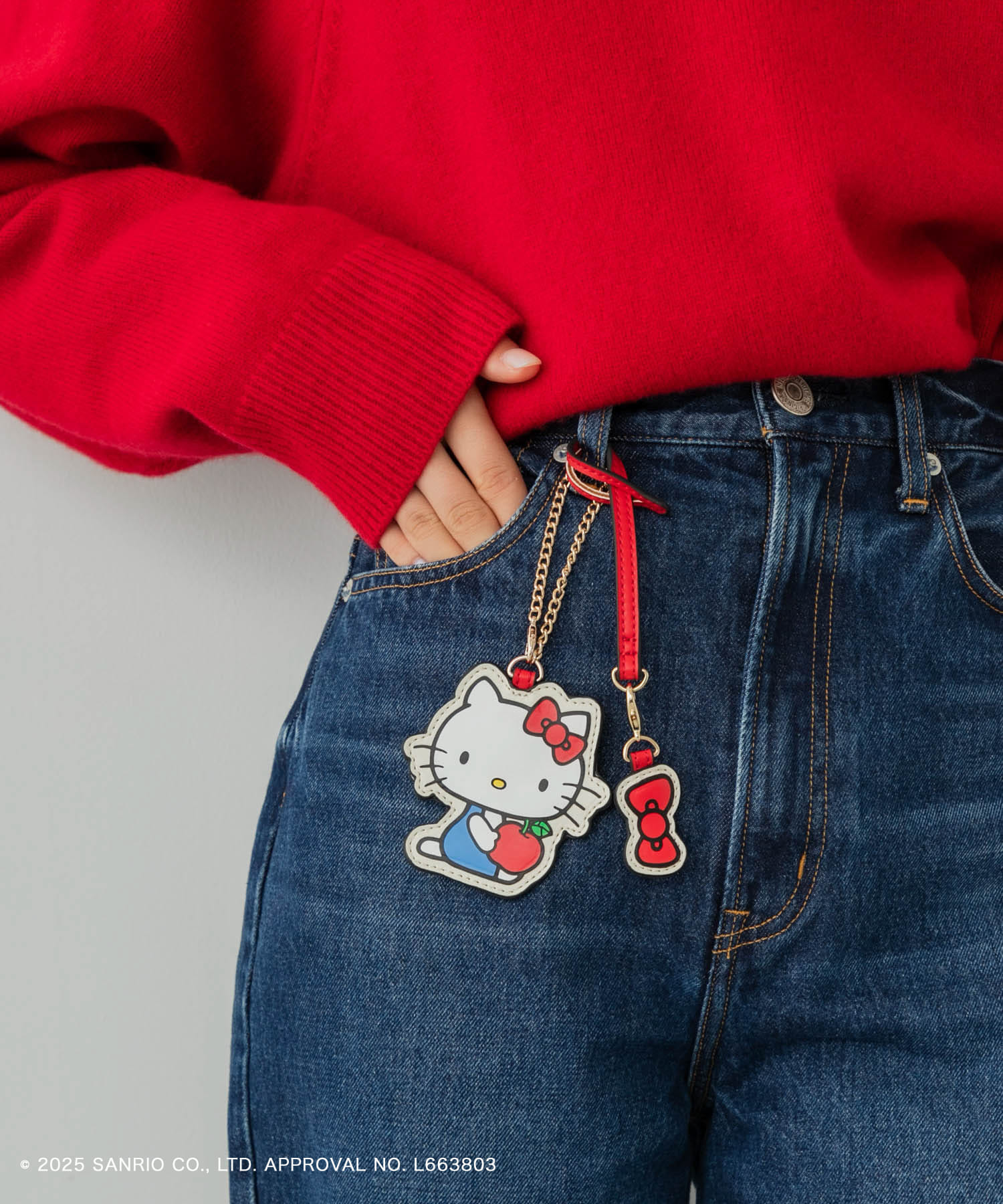 サンリオキャラクターズ チャーム付バッグ IVORYxRED One