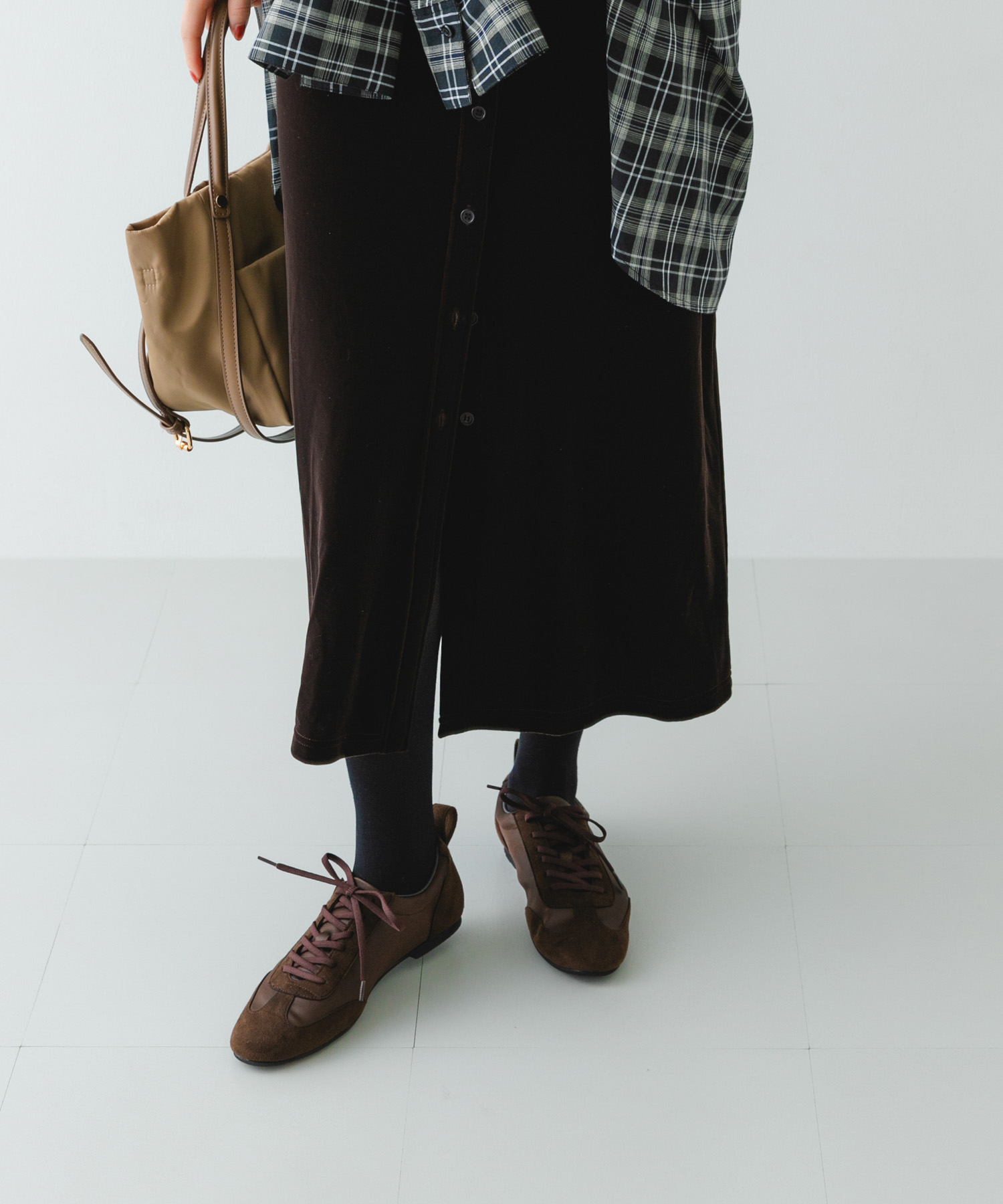 『WEB/一部店舗限定』ストレッチシューレースシューズ BROWN 36