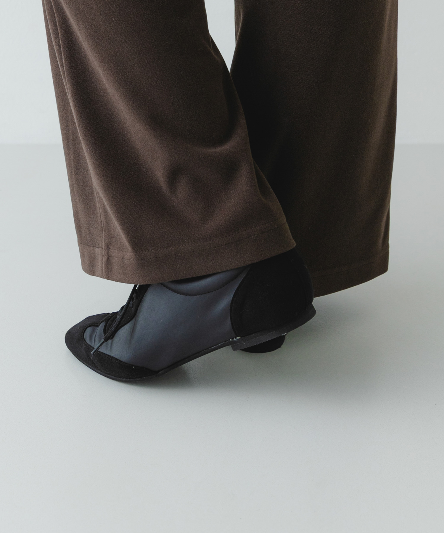 『WEB/一部店舗限定』ストレッチシューレースシューズ BLACK 36