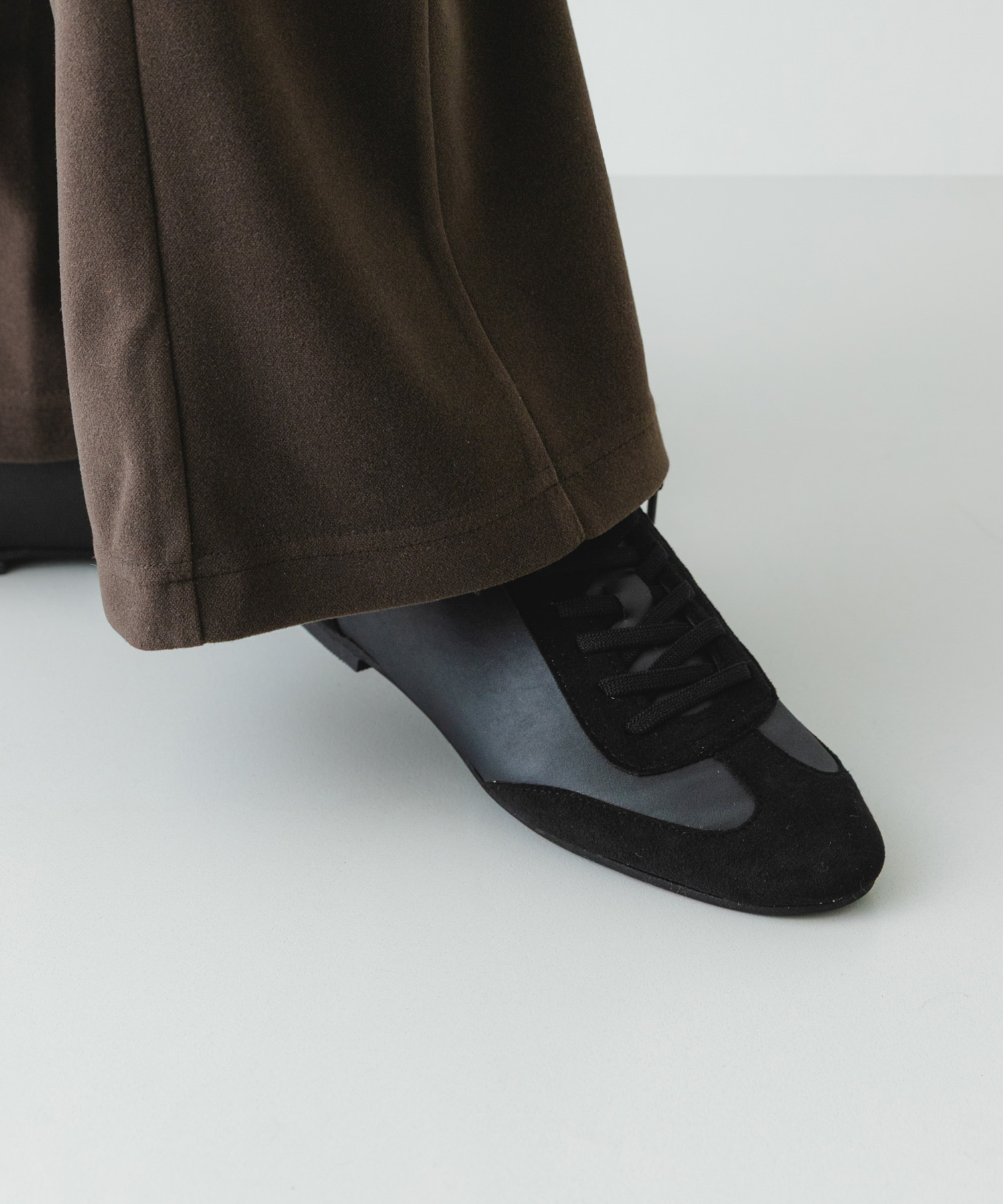 『WEB/一部店舗限定』ストレッチシューレースシューズ BLACK 36