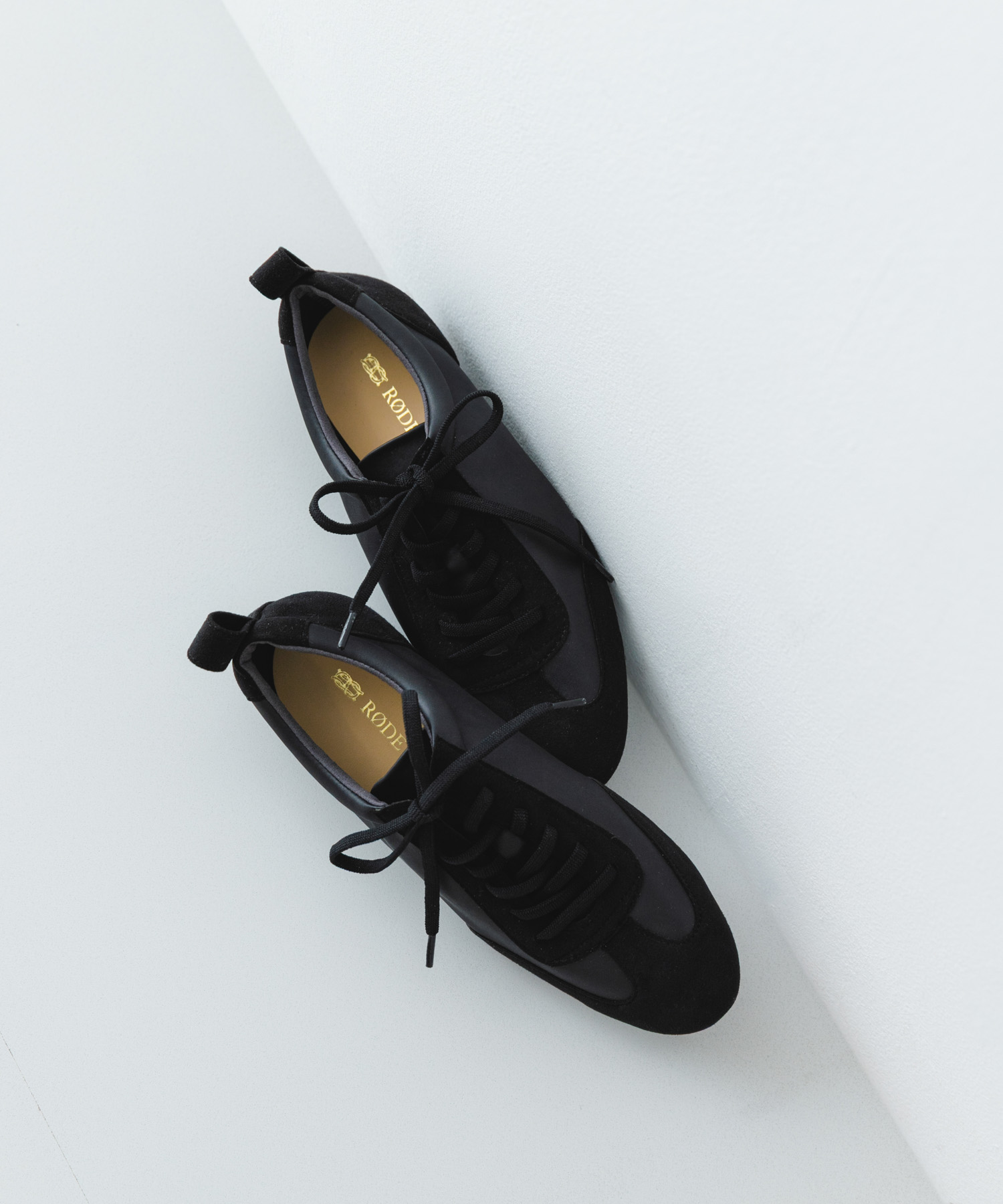 『WEB/一部店舗限定』ストレッチシューレースシューズ BLACK 36