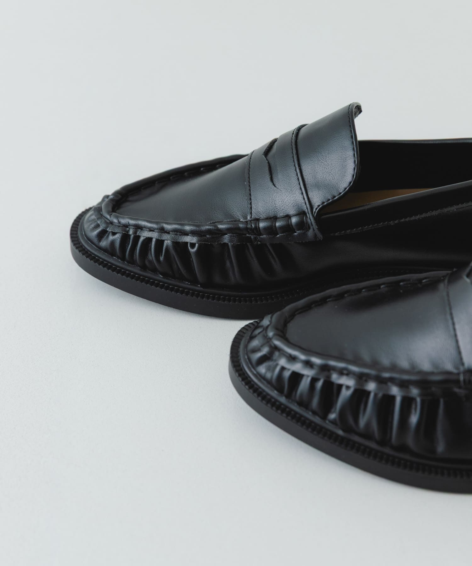 ギャザーローファー BLACK 36