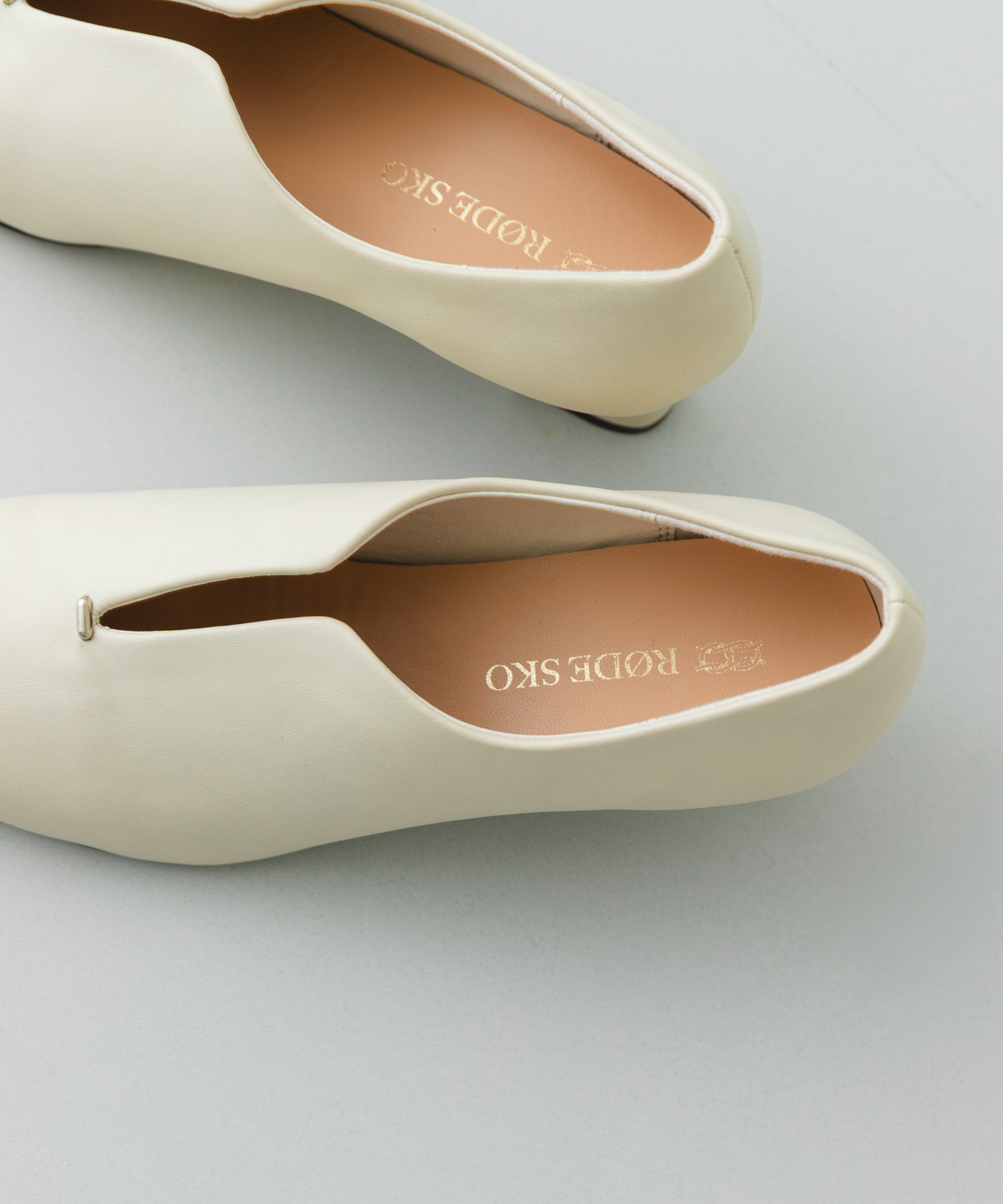 IVORY