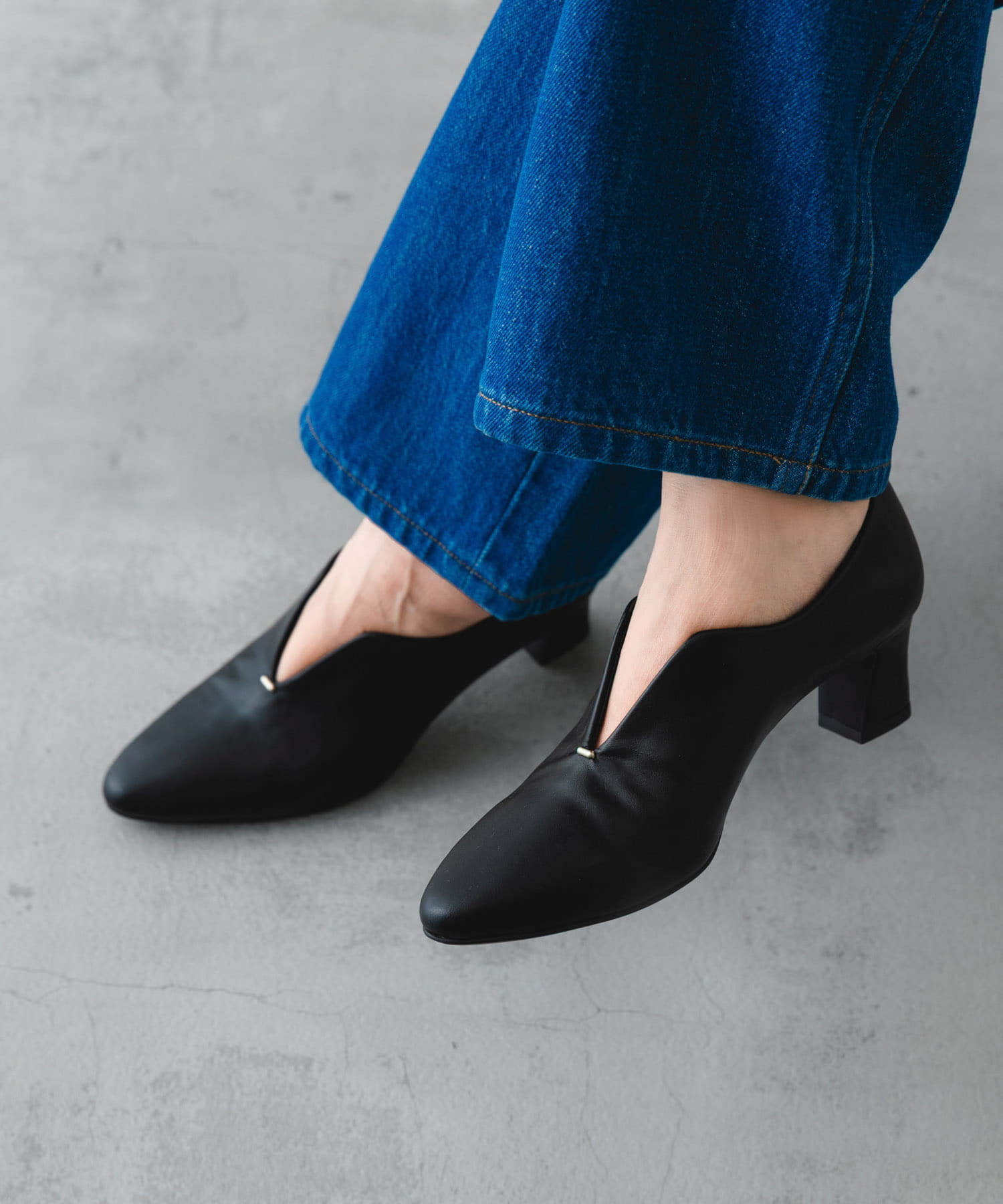 ツイストオープントゥパンプス(36 SAX): シューズ｜URBAN RESEARCH公式