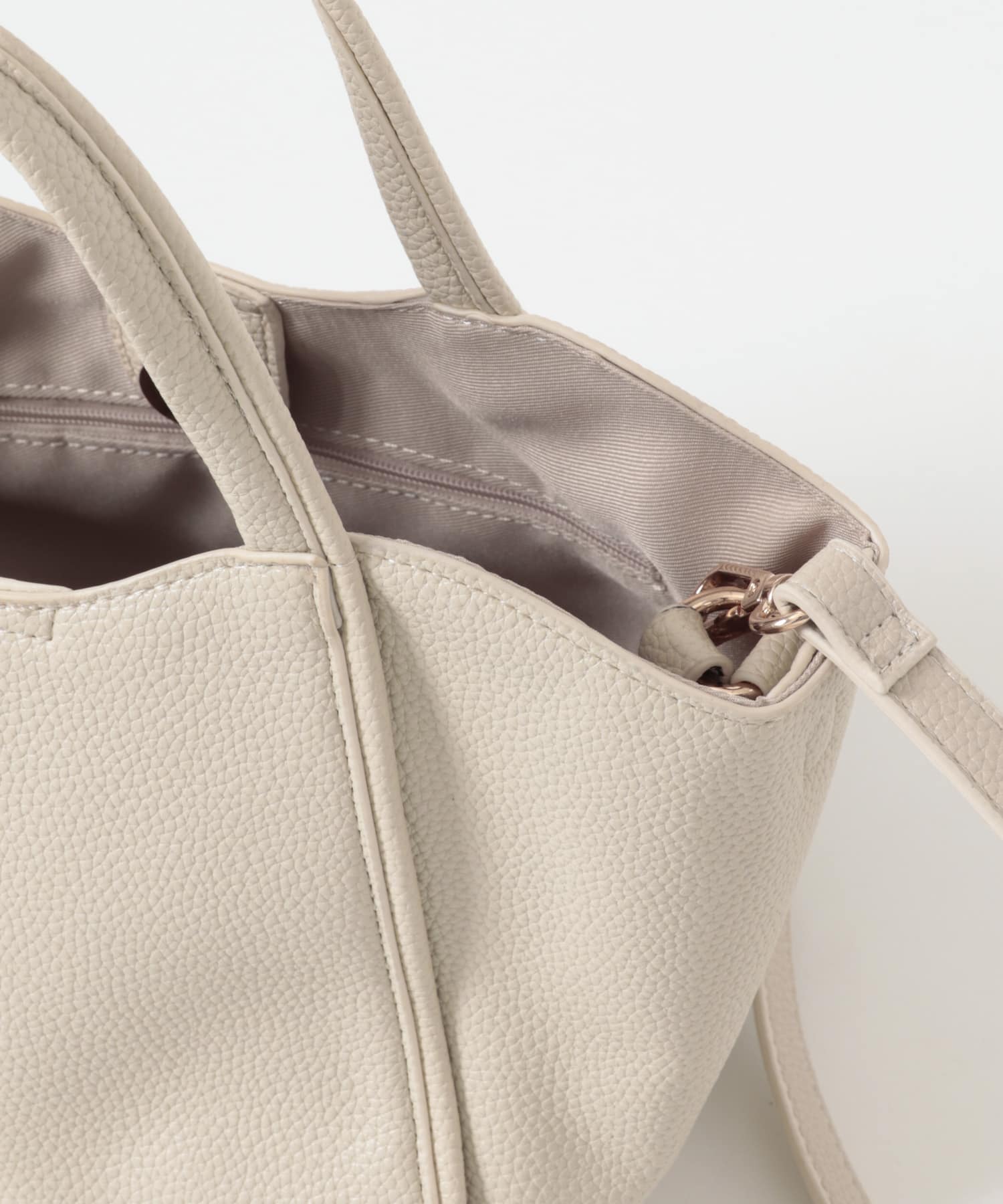フラッフィーフラップハンドバッグ BEIGE one