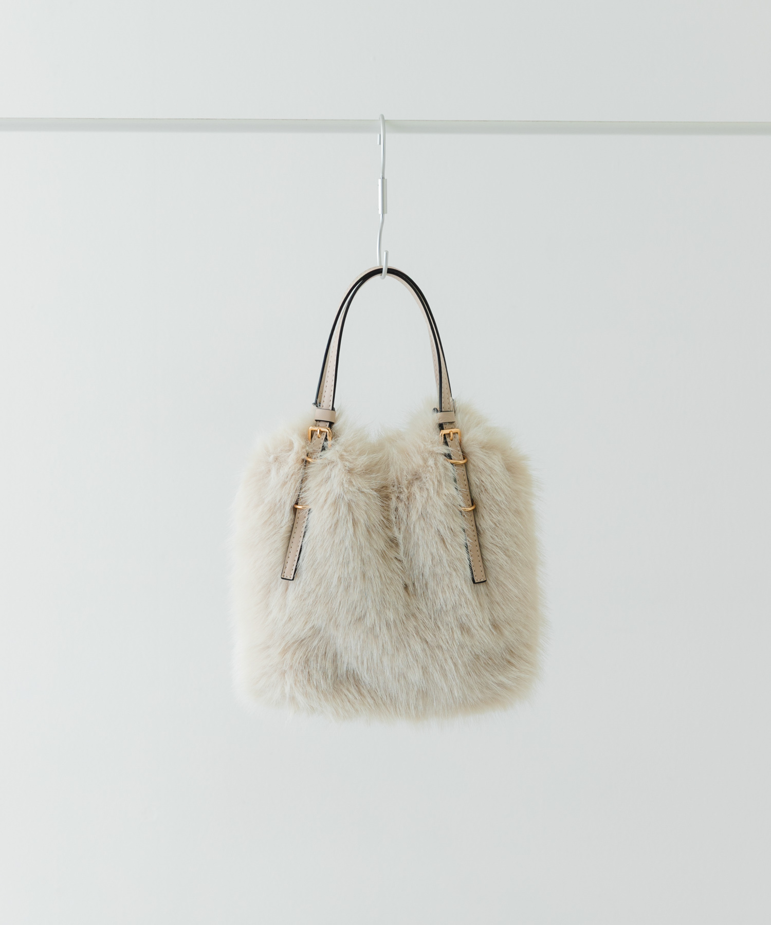 フラッフィー2WAYバッグ IVORY one