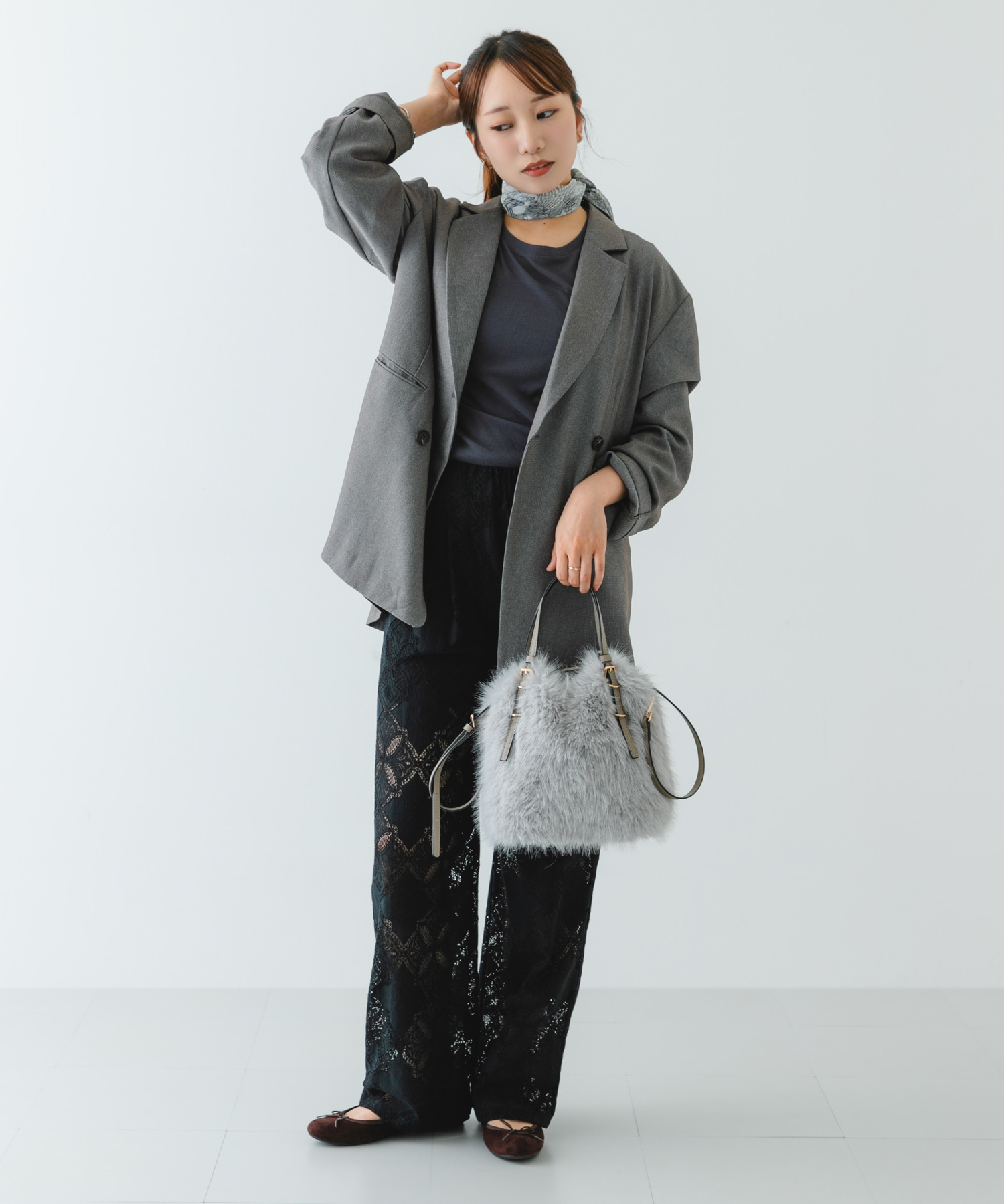 LIGHT GRAY