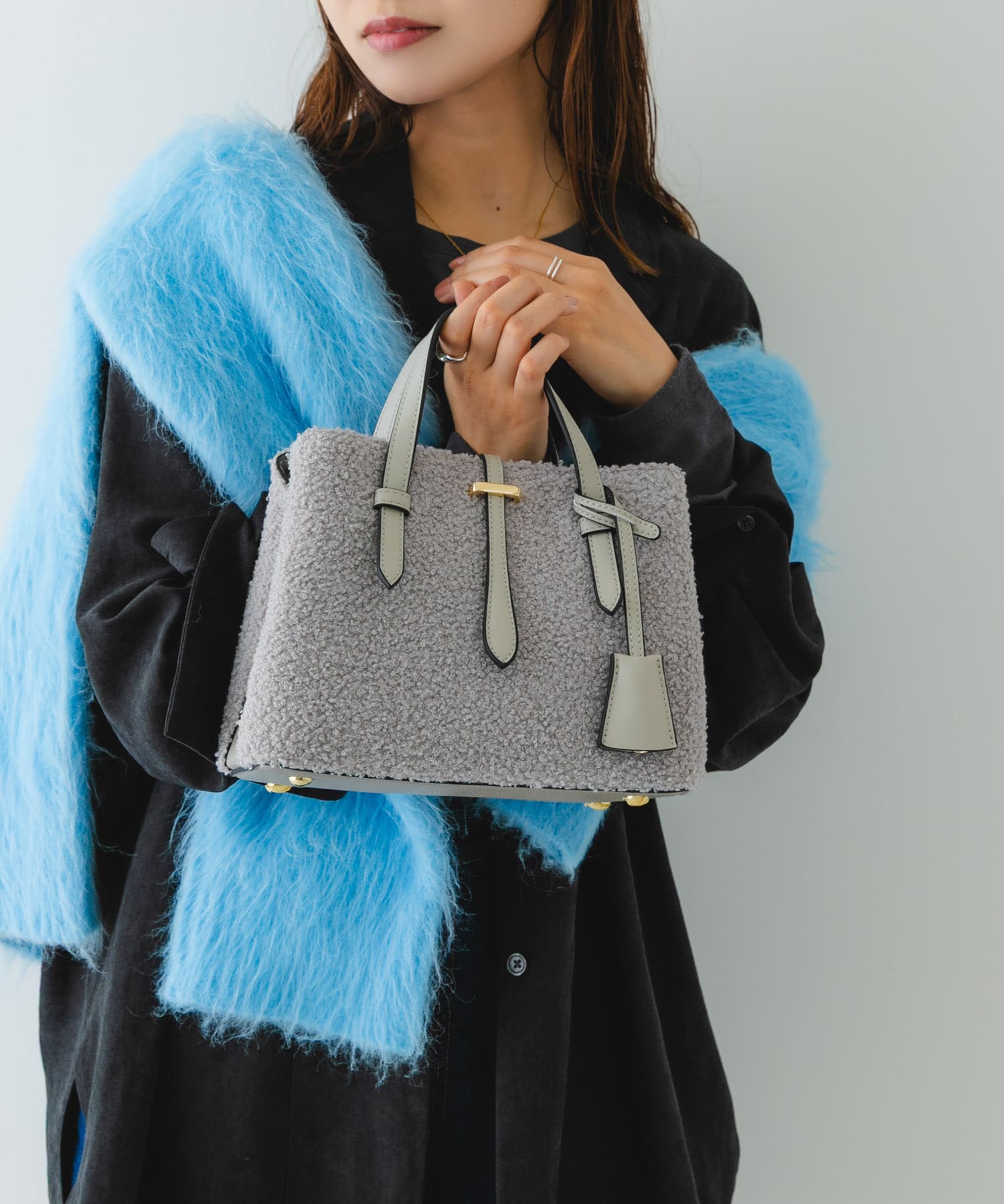 チャーム付ボアミニバッグ