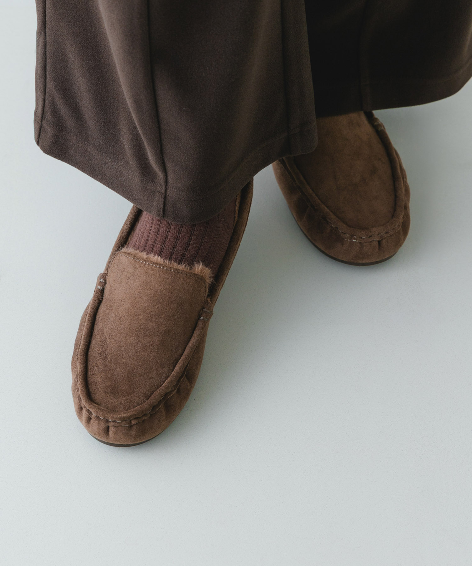 撥水フラッフィースリッポン TAUPE 36