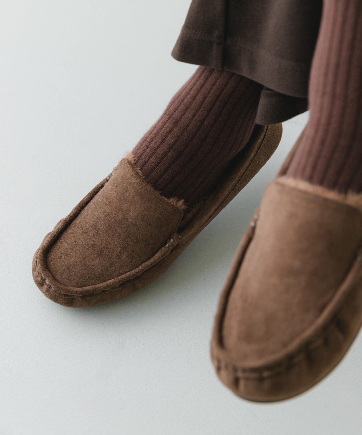 撥水フラッフィースリッポン TAUPE 36
