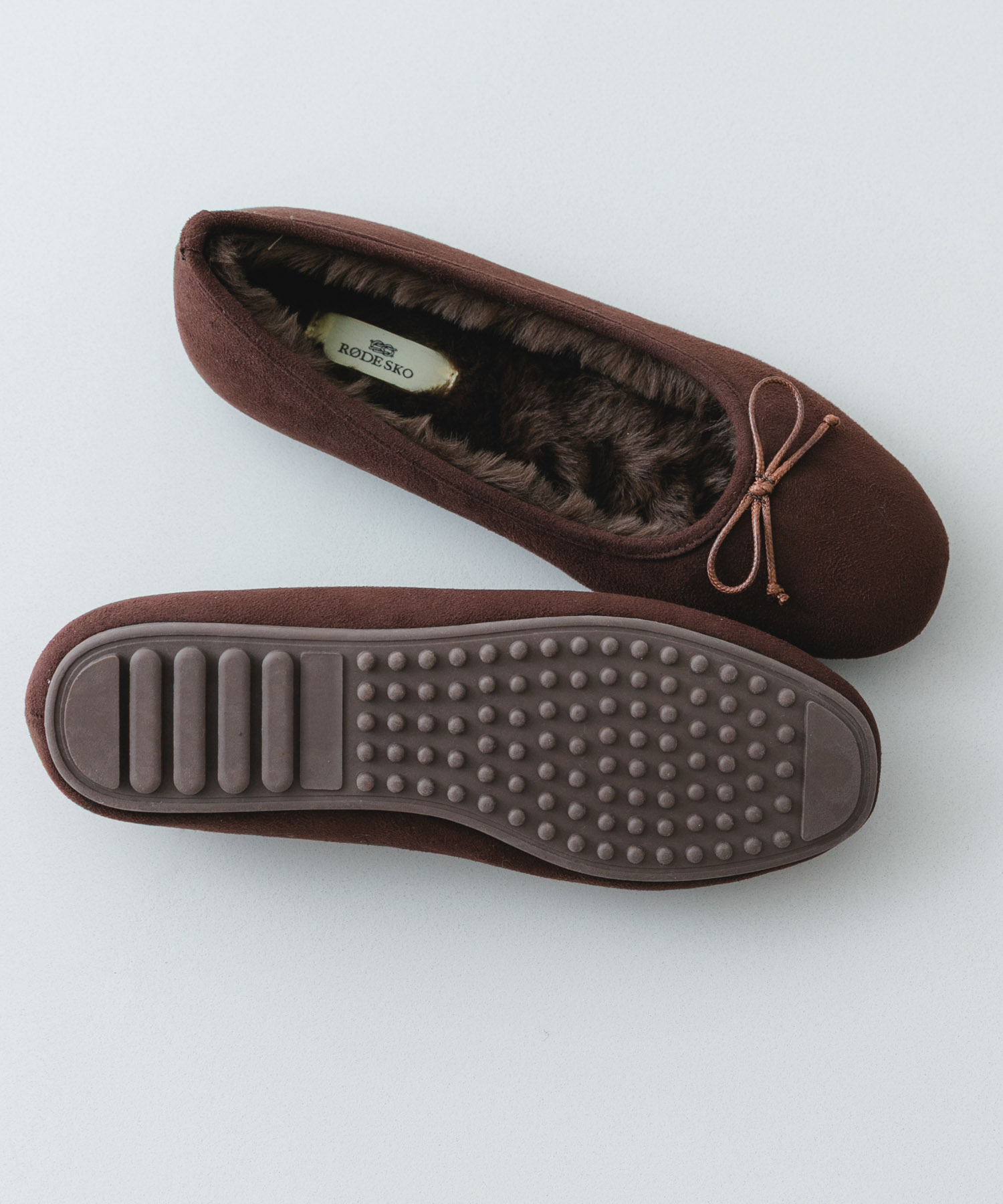DARK BROWN