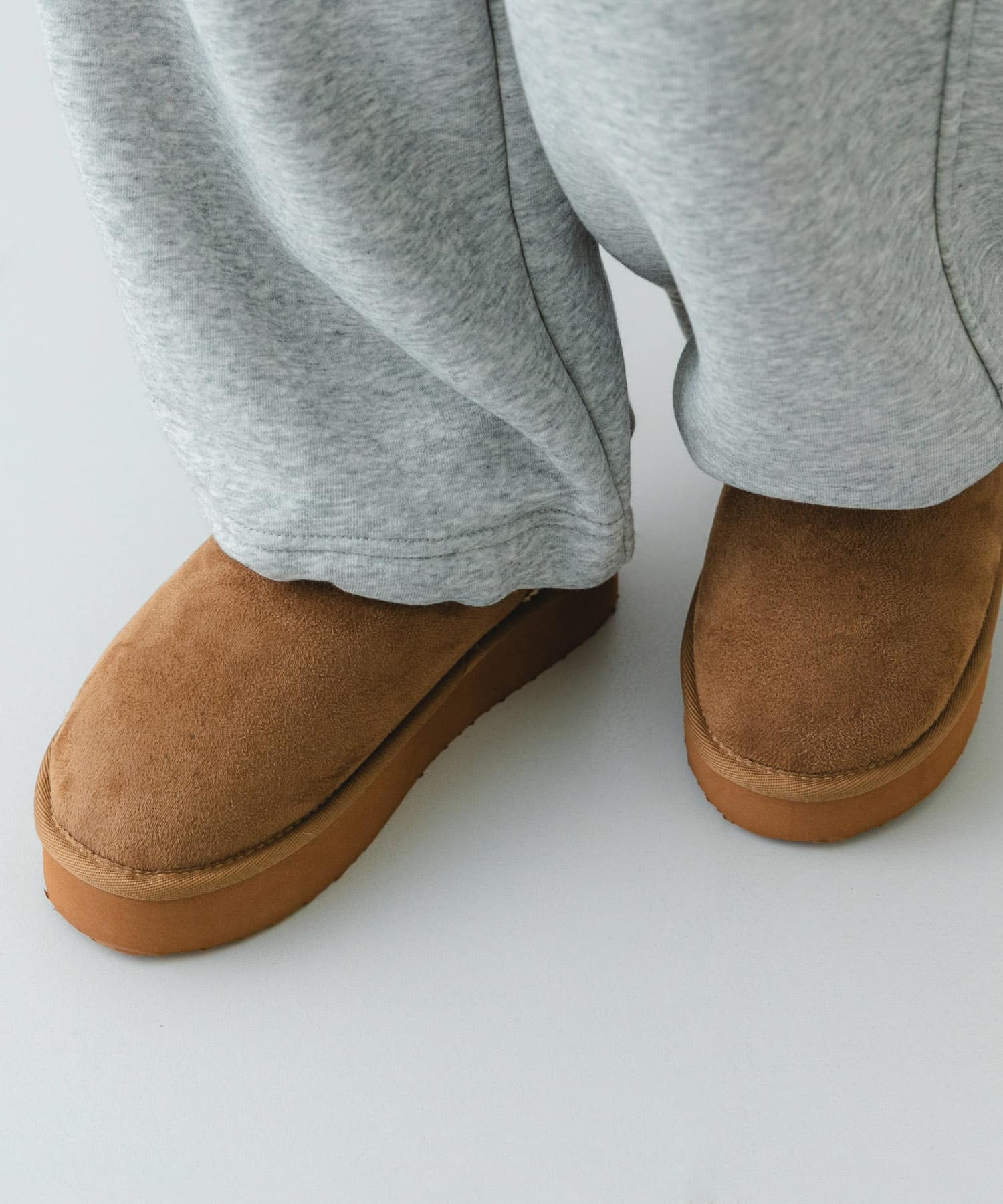 撥水フラッフィームートンブーツ CAMEL 36