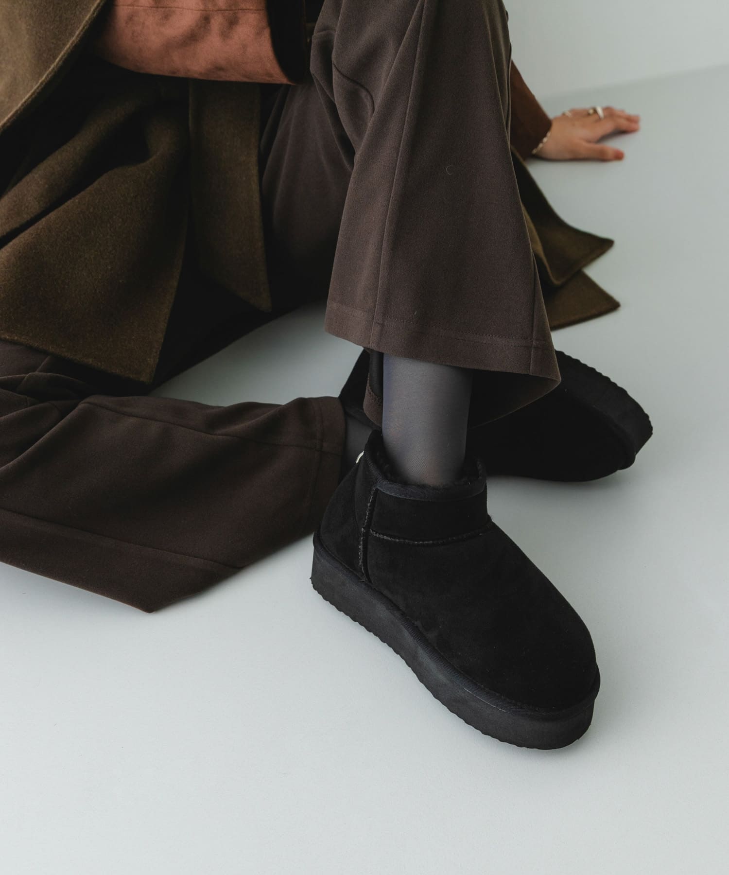 撥水フラッフィームートンブーツ