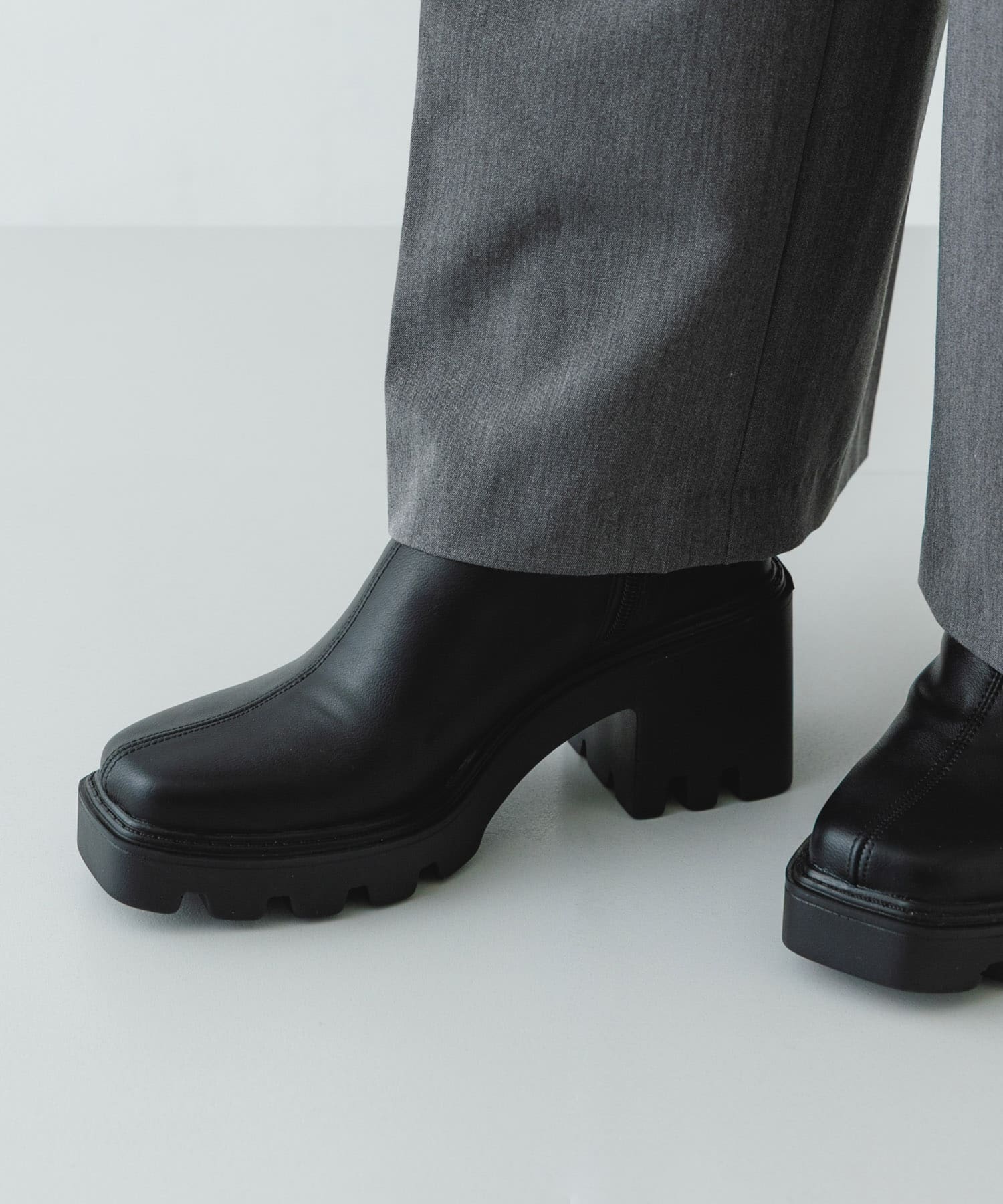 『WEB限定』　厚底スクエアブーツ BLACK 36