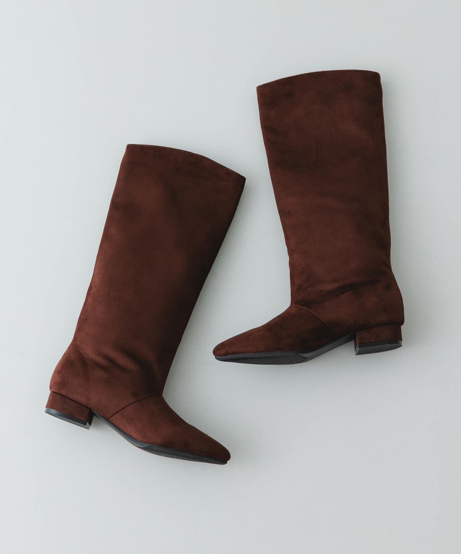 DARK BROWN