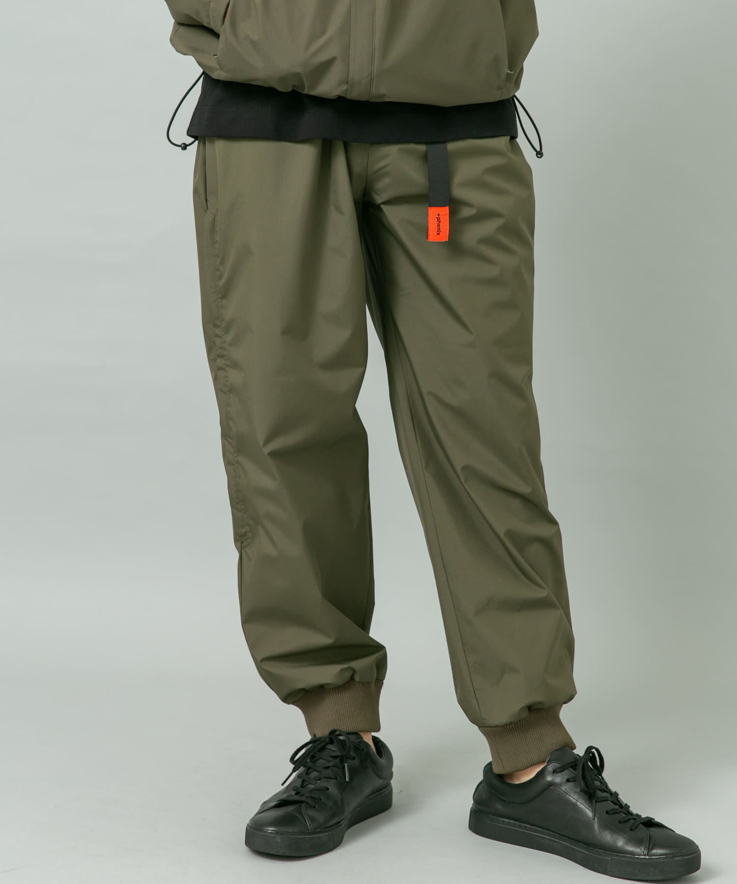 KHAKI