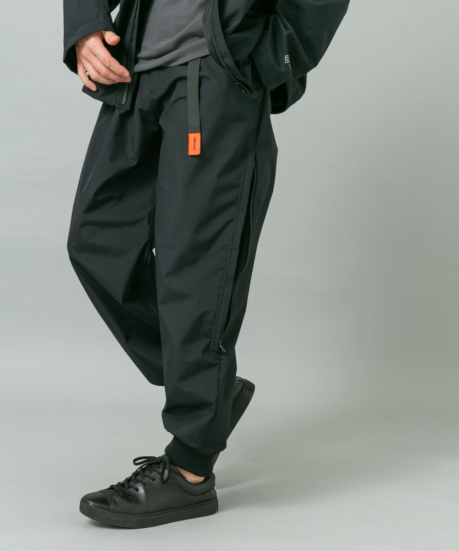 『別注』+phenix　WINDSTOPPER by GORE-TEX LABS リブジョガーパンツ BLACK L