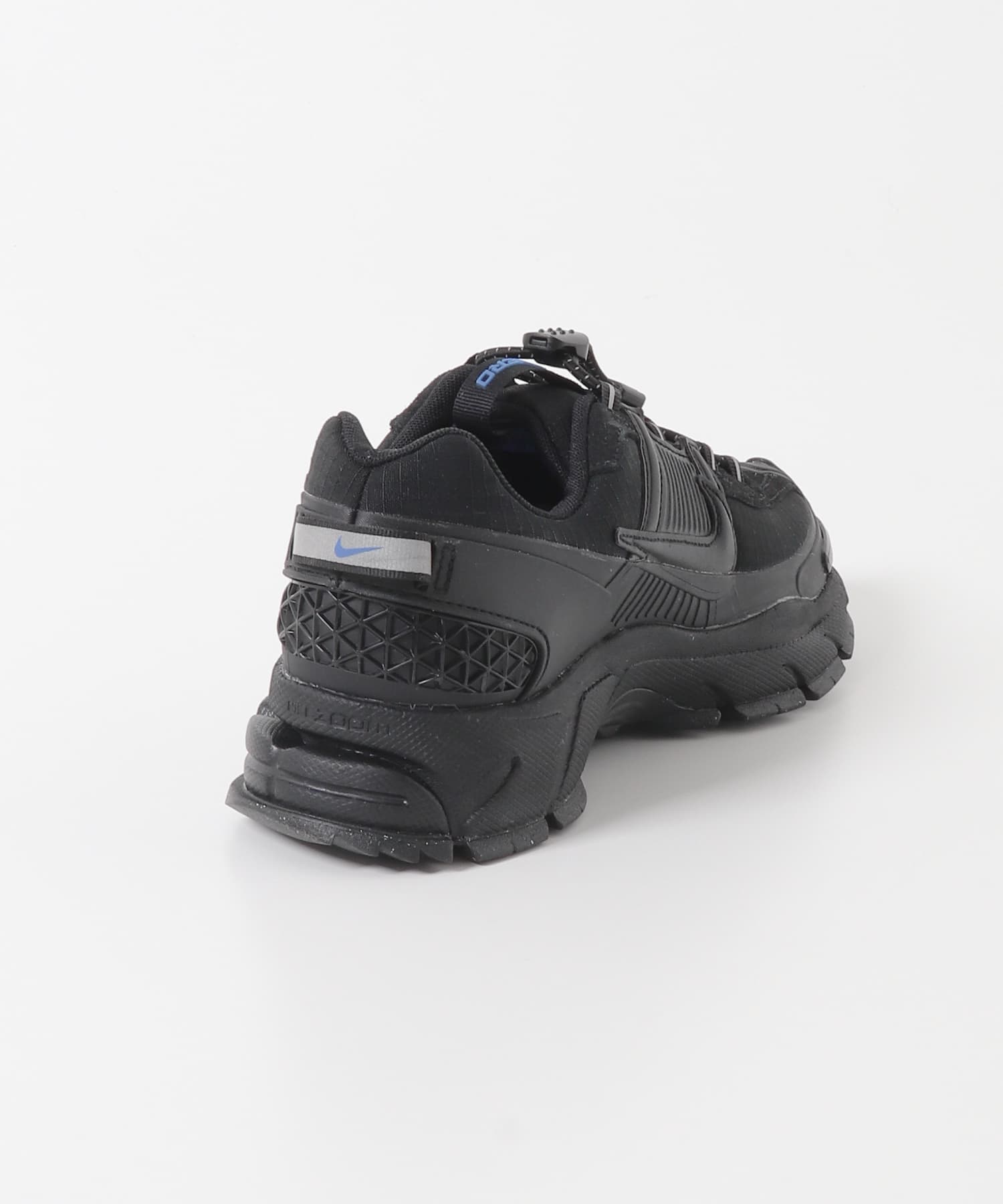 ミ*ー様 新品　NIKE ズームボメロローム NIKE ナイキ ウィメンズ ズーム ボメロ ローム(23 ブラックブラック
