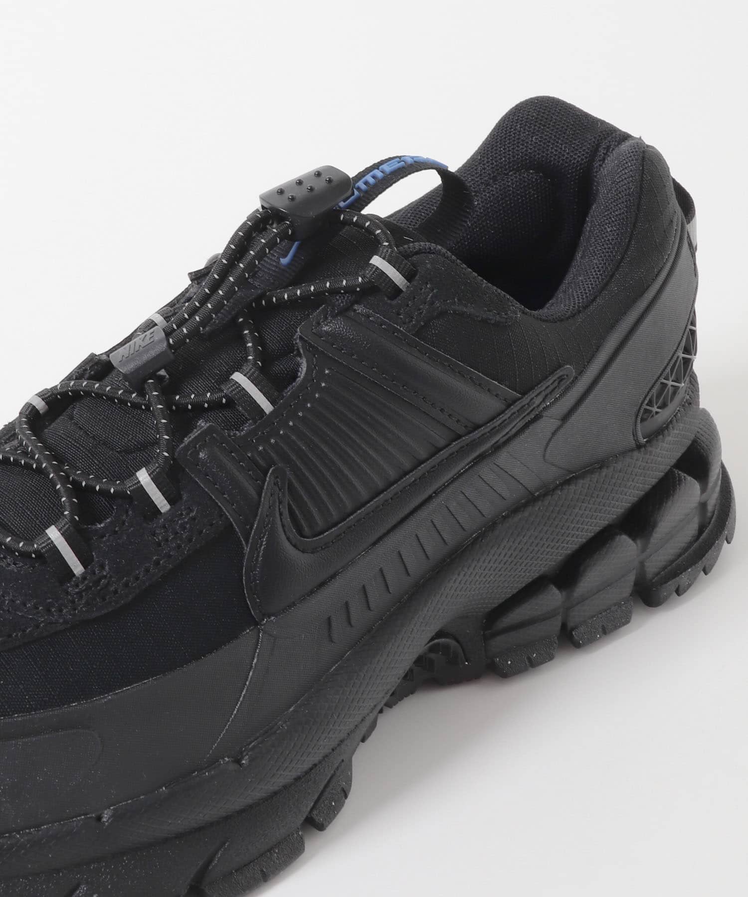 NIKE ナイキ ウィメンズ ズーム ボメロ ローム(23 ブラックブラック