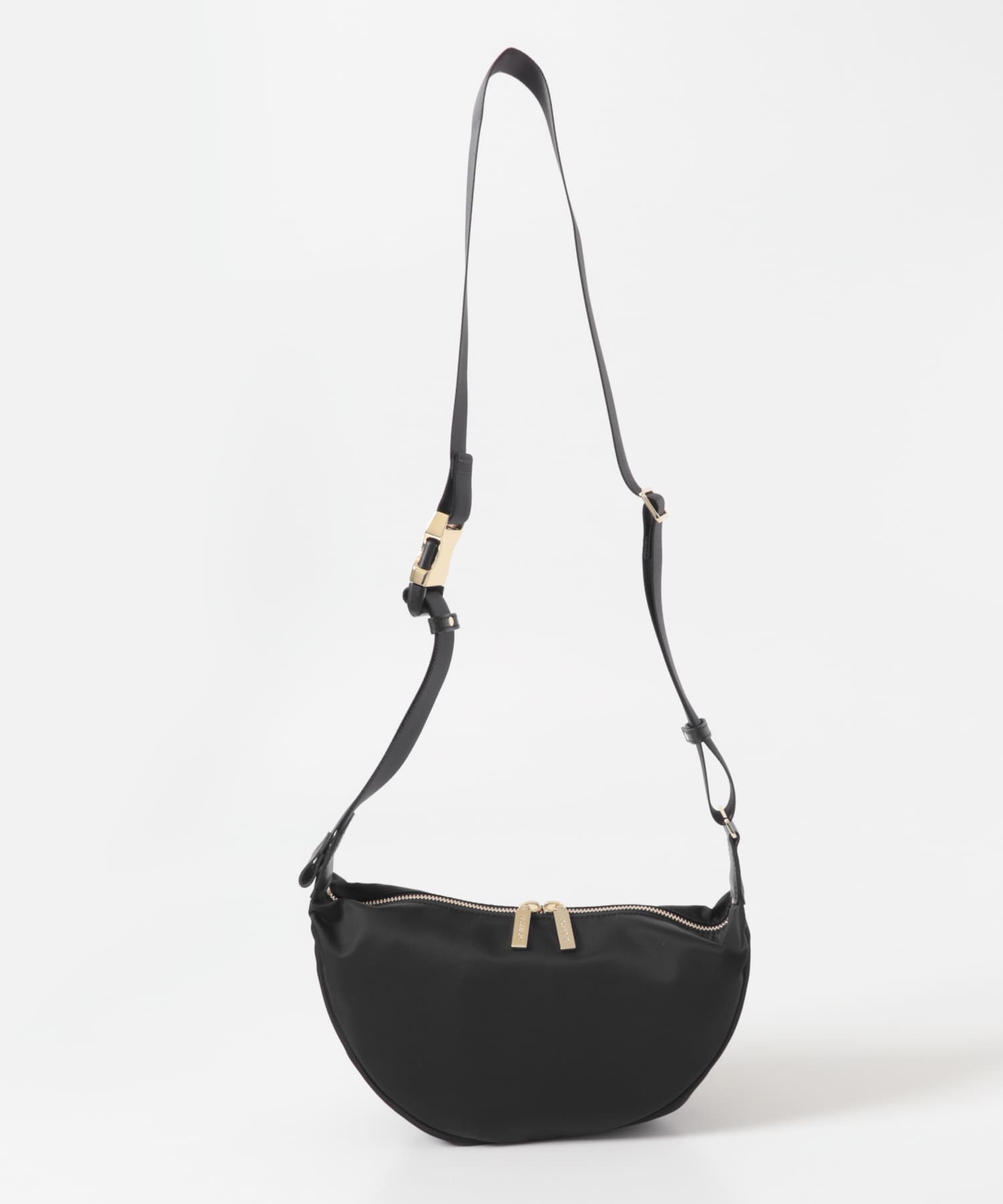 STUDIO DOE Twist Shoulder Bag(- BLACK): バッグ｜URBAN RESEARCH公式